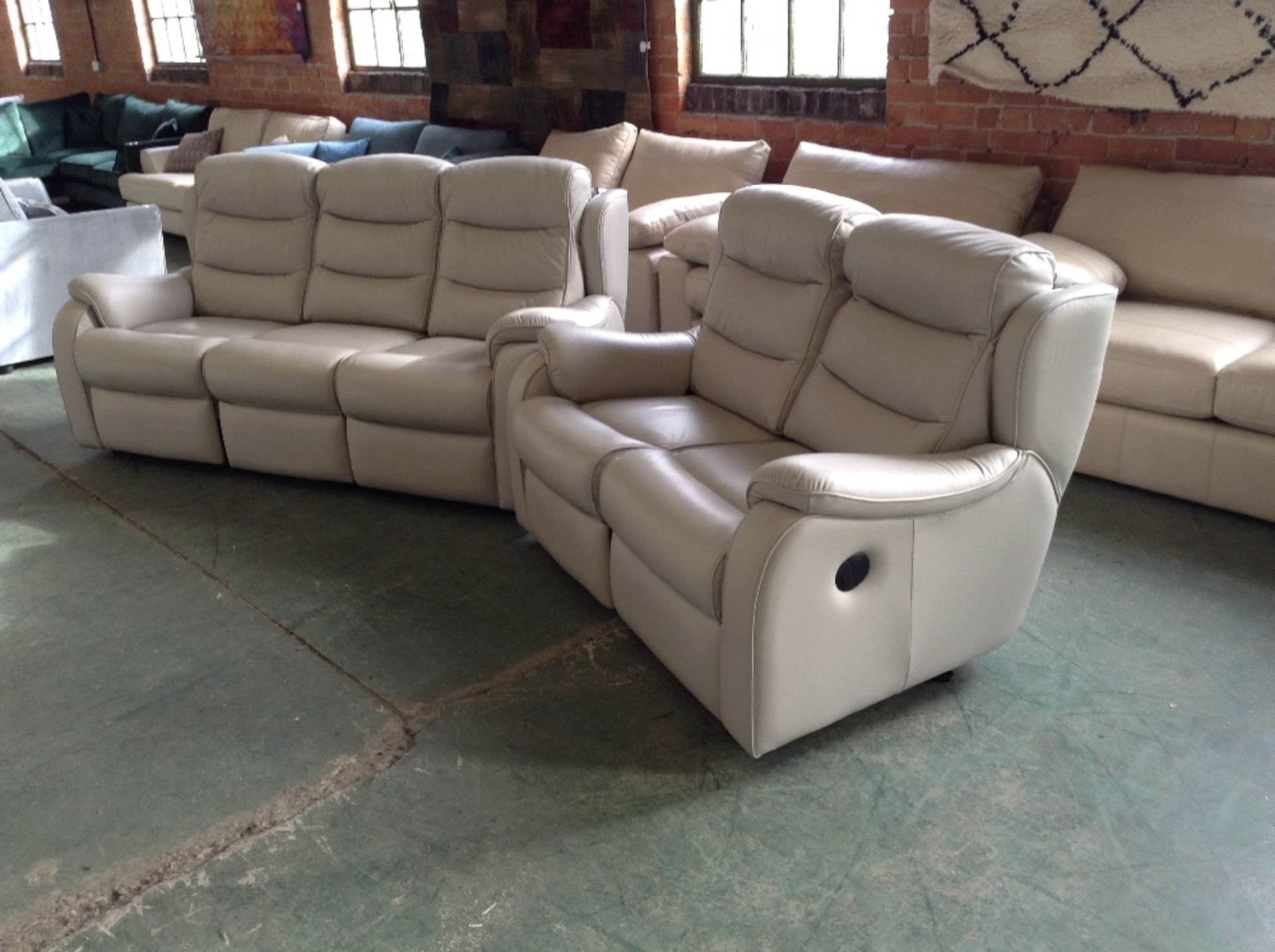 GREY LEATHER ELECTRIC RECLINING HIGH BACK 3 SEATER