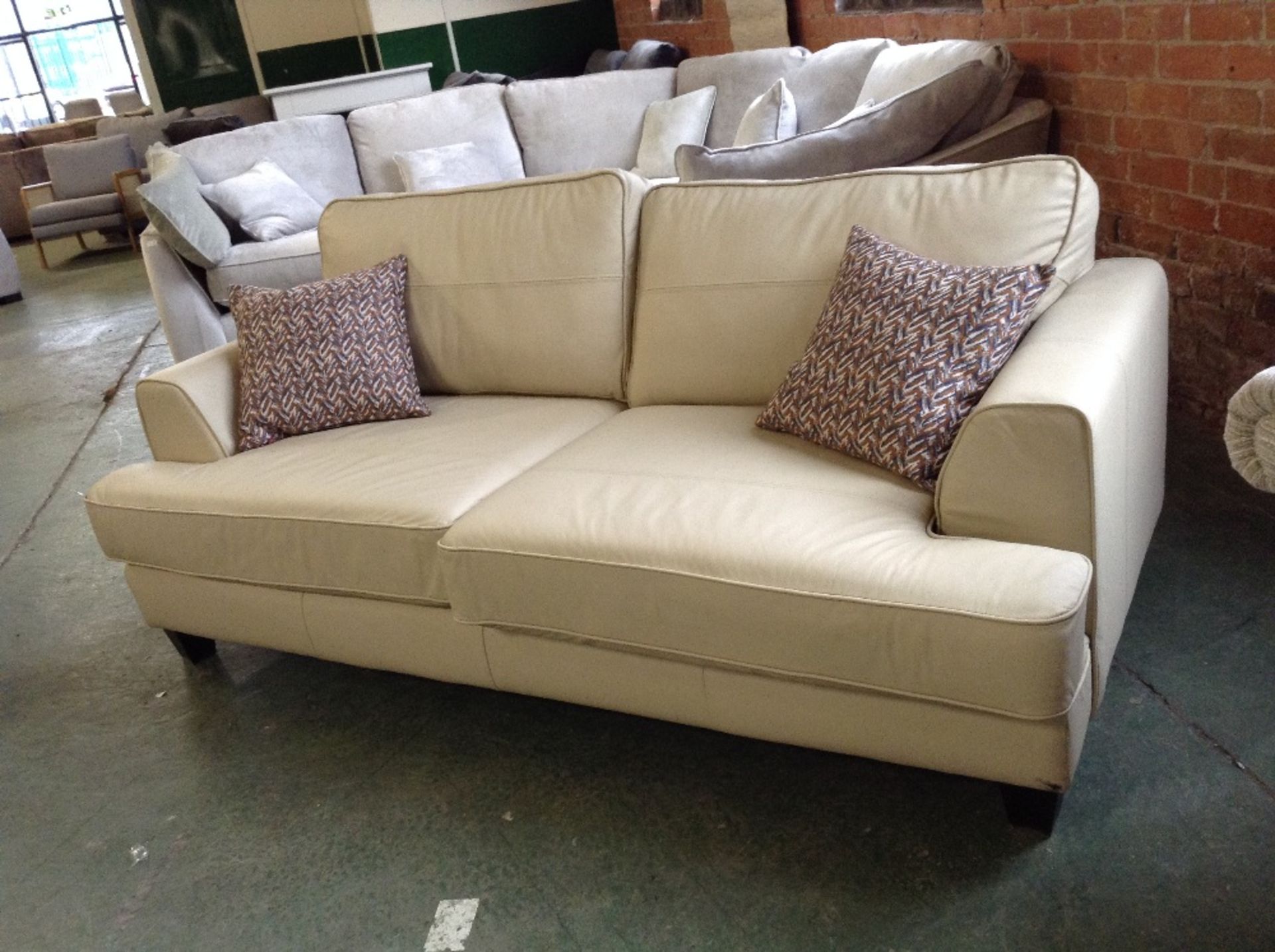 EX SHOWROOM CAMDEN PEBBLE LEATHER 3 SEATER SOFA