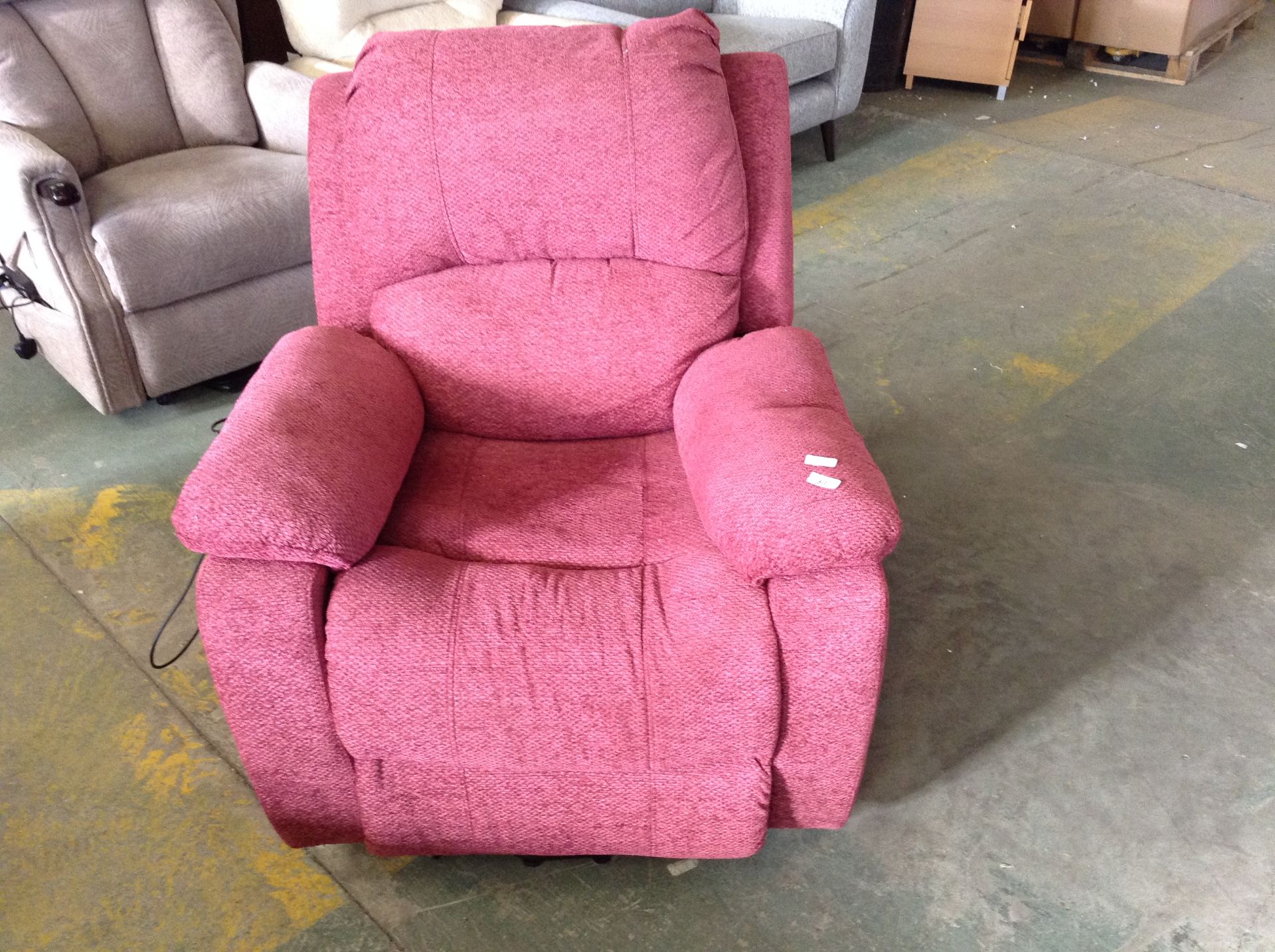 RED RISE AND RECLINE CHAIR