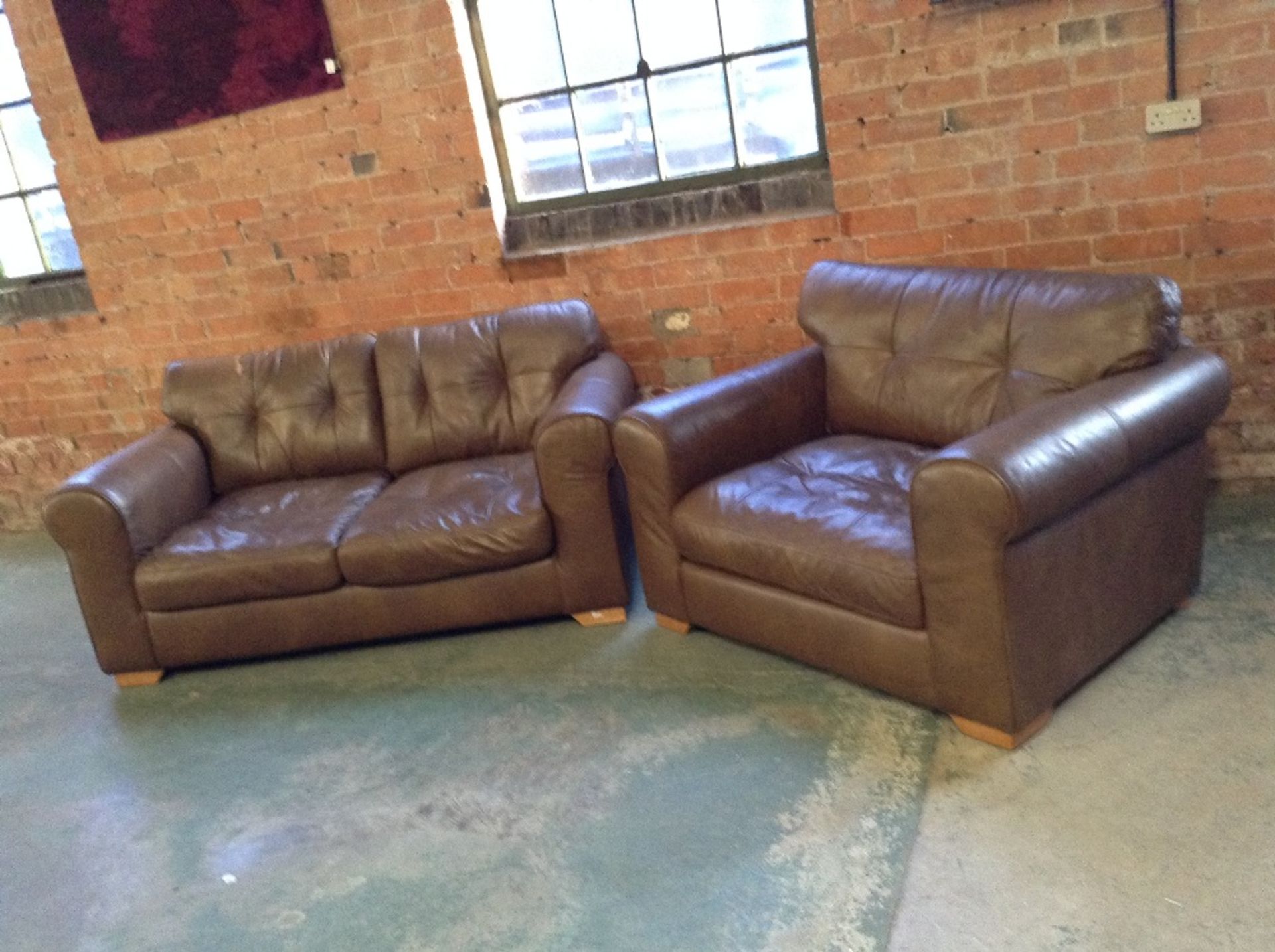 BROWN LEATHER 2 SEATER SOFA AND SNUG CHAIR V(ST31-