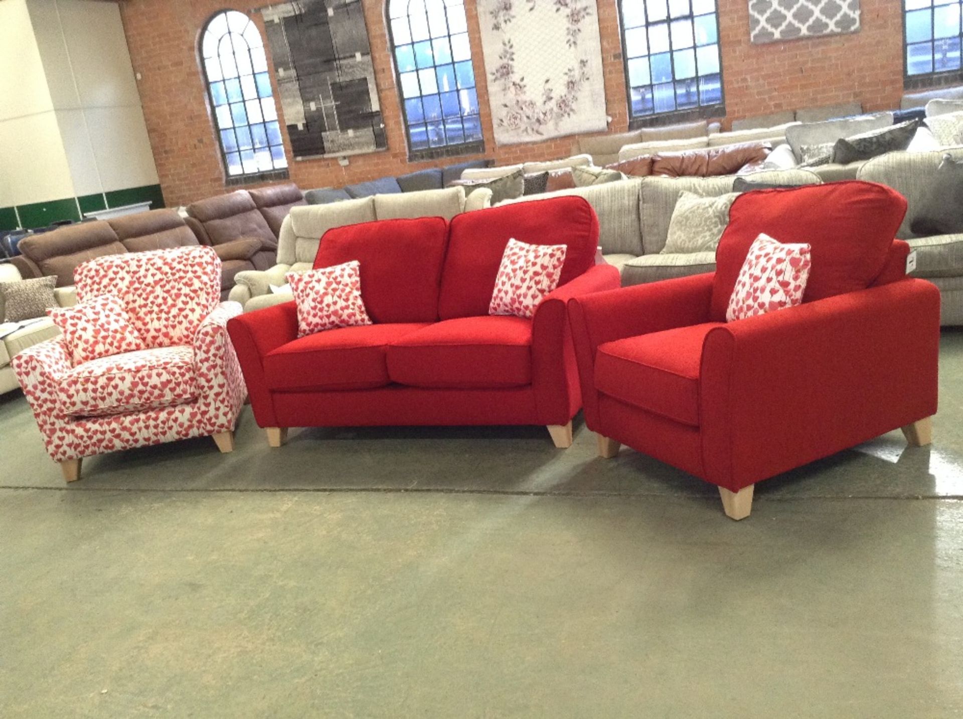 MELBOURNE 2 SEATER SMALL,CORSICA RED AND CHAIR,CORSICA RED AND CHAIR,TULIPPA RED (SFL119) - (SFL120)