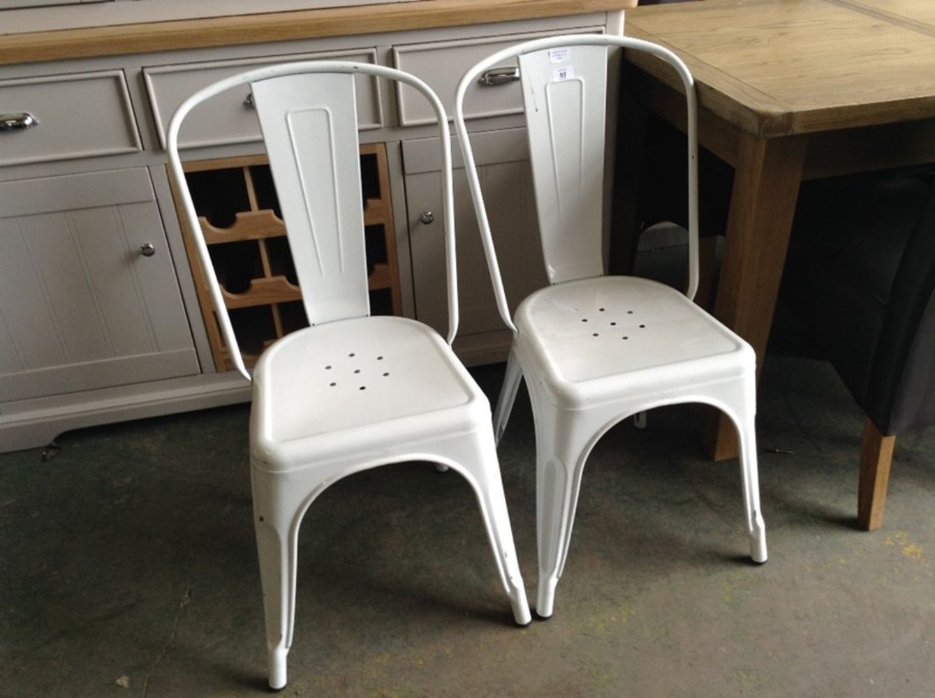 Modern & Antique Furniture Auction inc Top High Street Brands