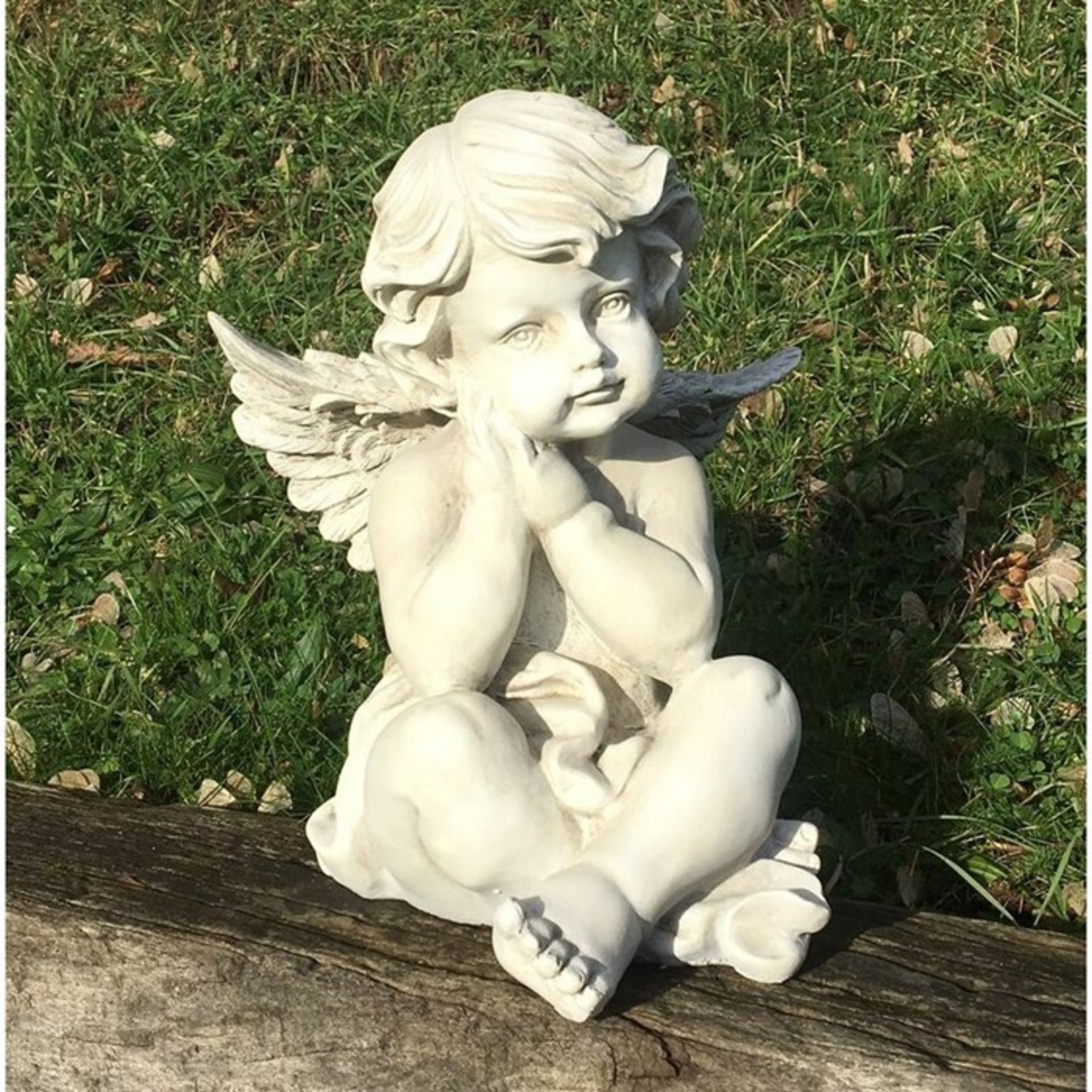 Sol 72 Outdoor, Shery Sitting Cherub Hands on Chin - RRP £27.99 (CCOP2551 - 16101/11) 1E