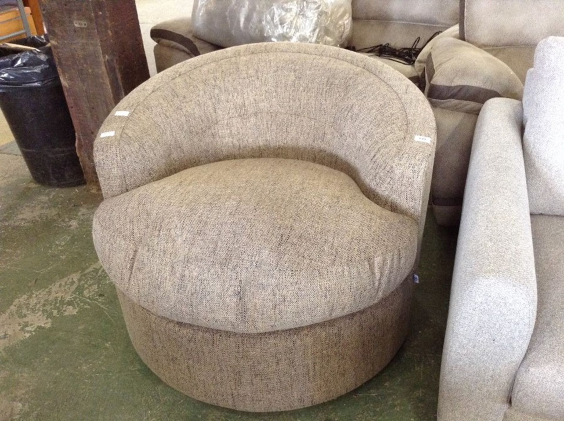 Swivel Armchair,Ferroli Stone (5059413105135 - G/2