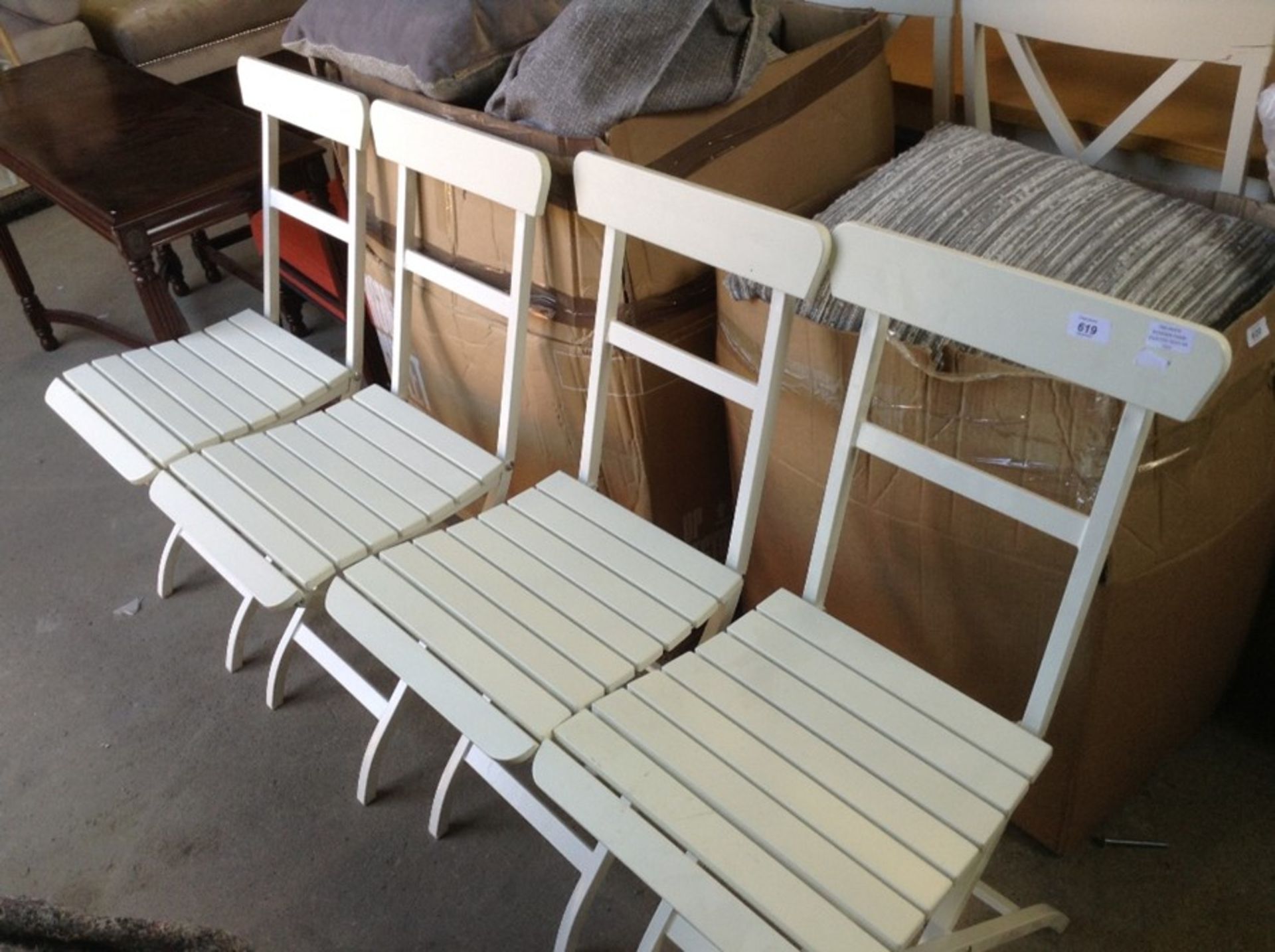 WHITE WOODEN CHAIR (SLATTED SEAT) X4 (12)