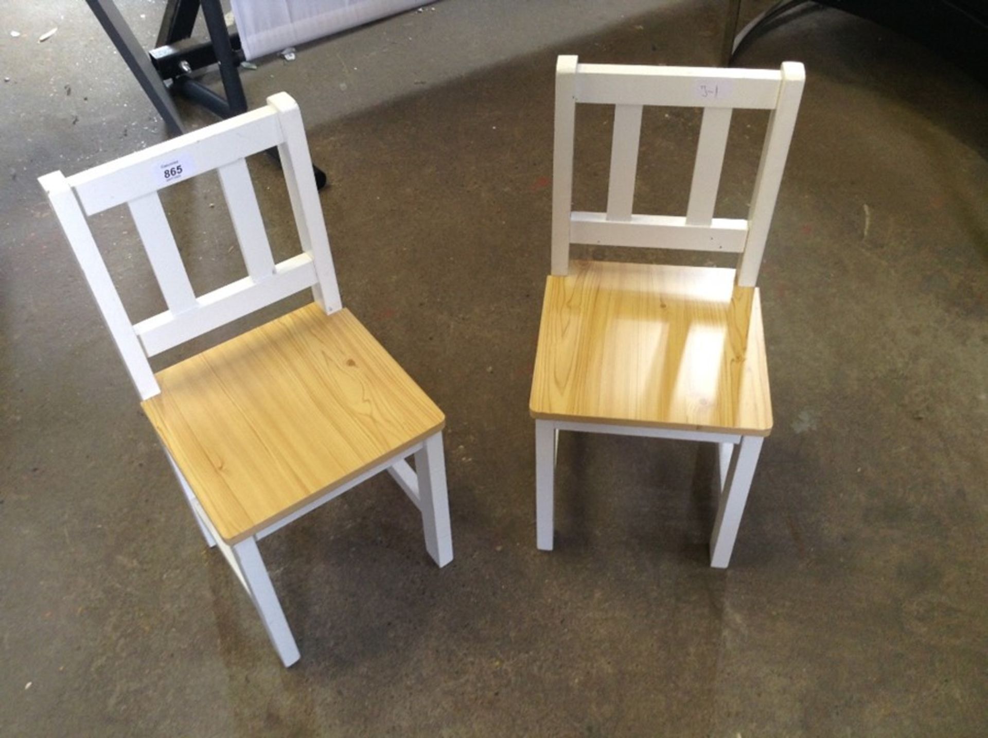 PAIR OF CHILD'S DINING CHAIRS
