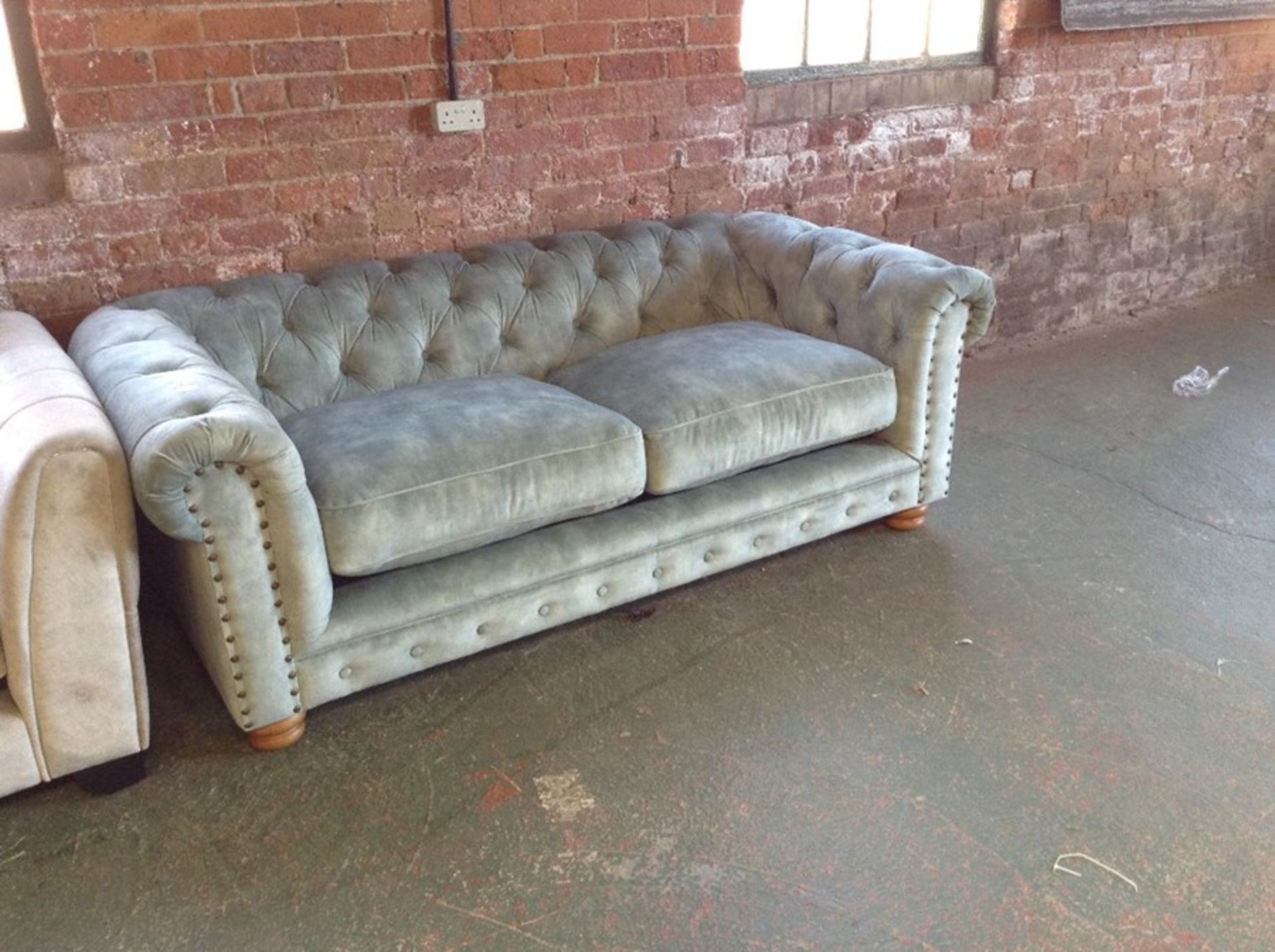 TEAL CHESTERFIELD 3 SEATER SOFA (HH8-146289-11)