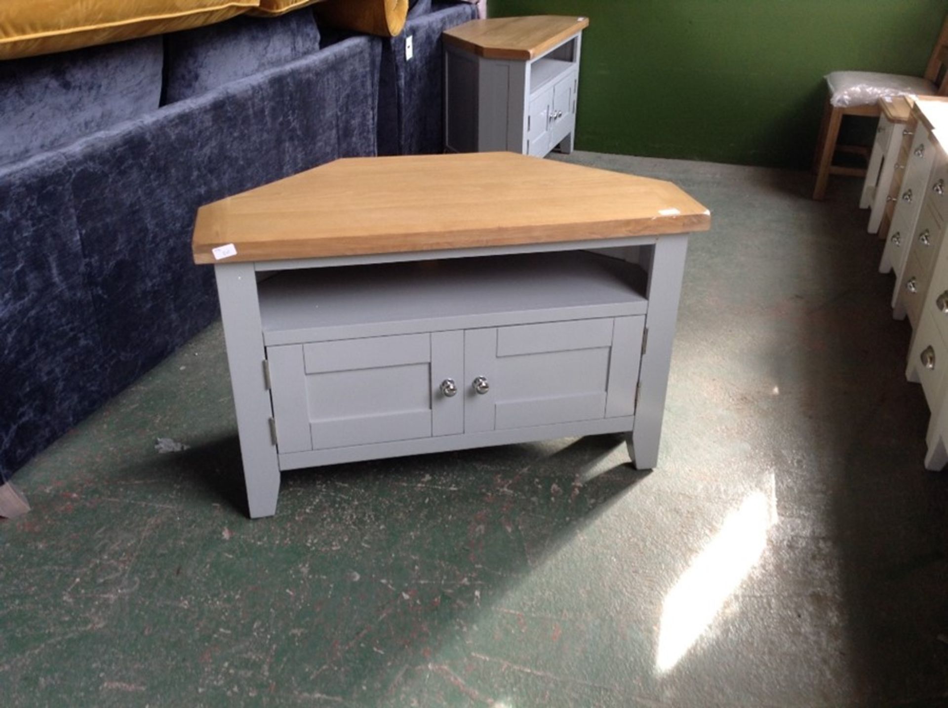 Suffolk Grey Painted Oak Corner TV Unit (CH30-TT-CTV-G)