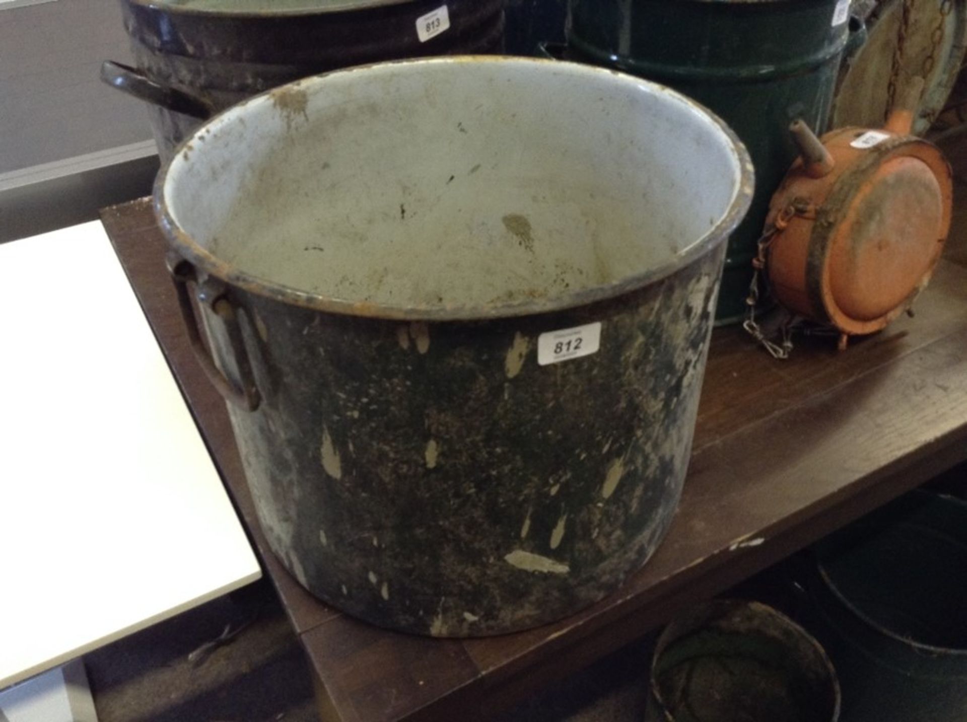 ENAMEL LARGE COOKING POT