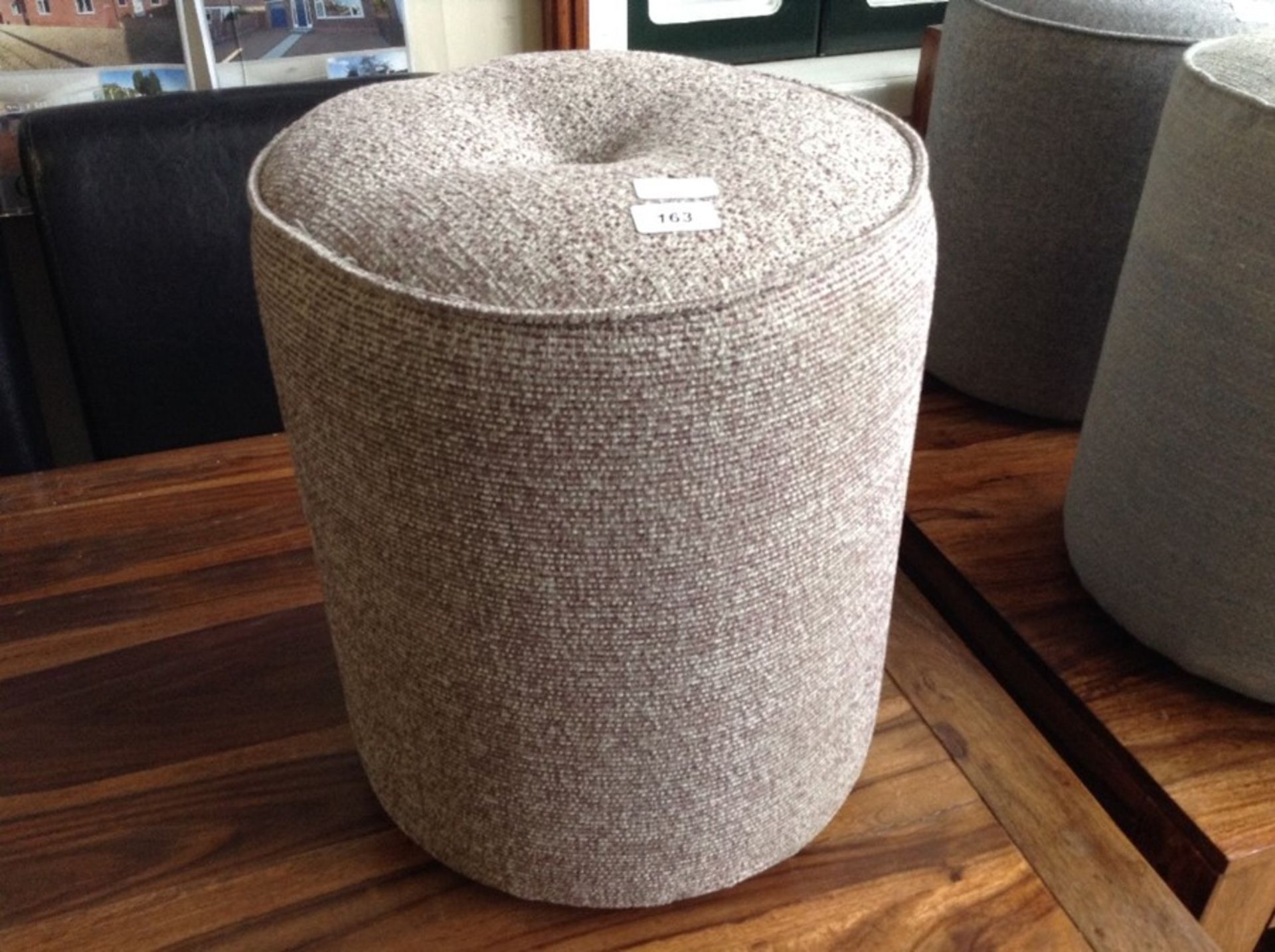 LILIC PATTERN ROUND FOOTSTOOL (HH1-15E)