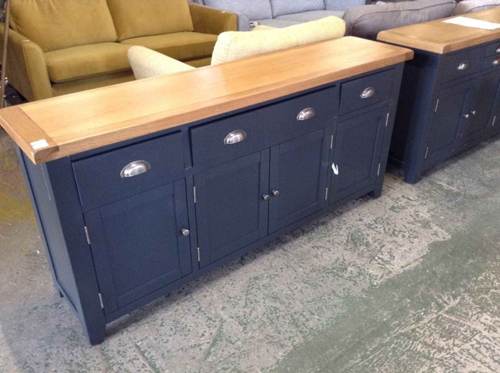 Hampshire Blue Painted Oak Extra Large 4 Door Sideboard(DAMAGED) (KEL P58-73-CH-10A)