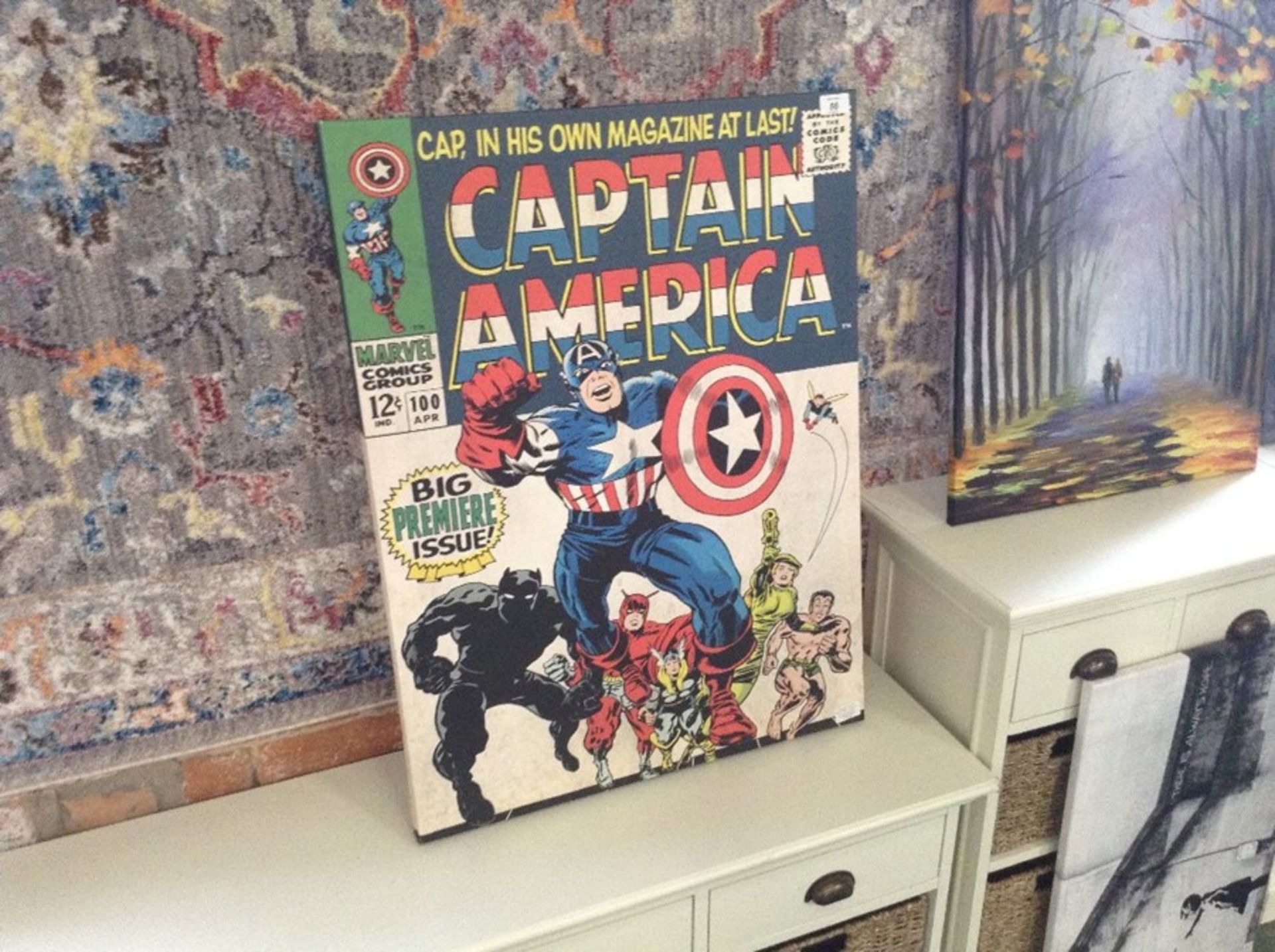 Happy Larry,Captain America Retro Graphic Art Print on Canvas RRP -£28.35 (ARTG3484 -15055/36)