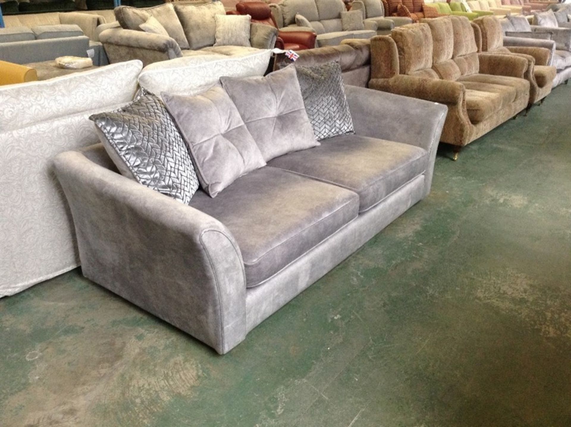 GREY SADDLE LARGE 3 SEATER SOFA (HH16-678410-38)