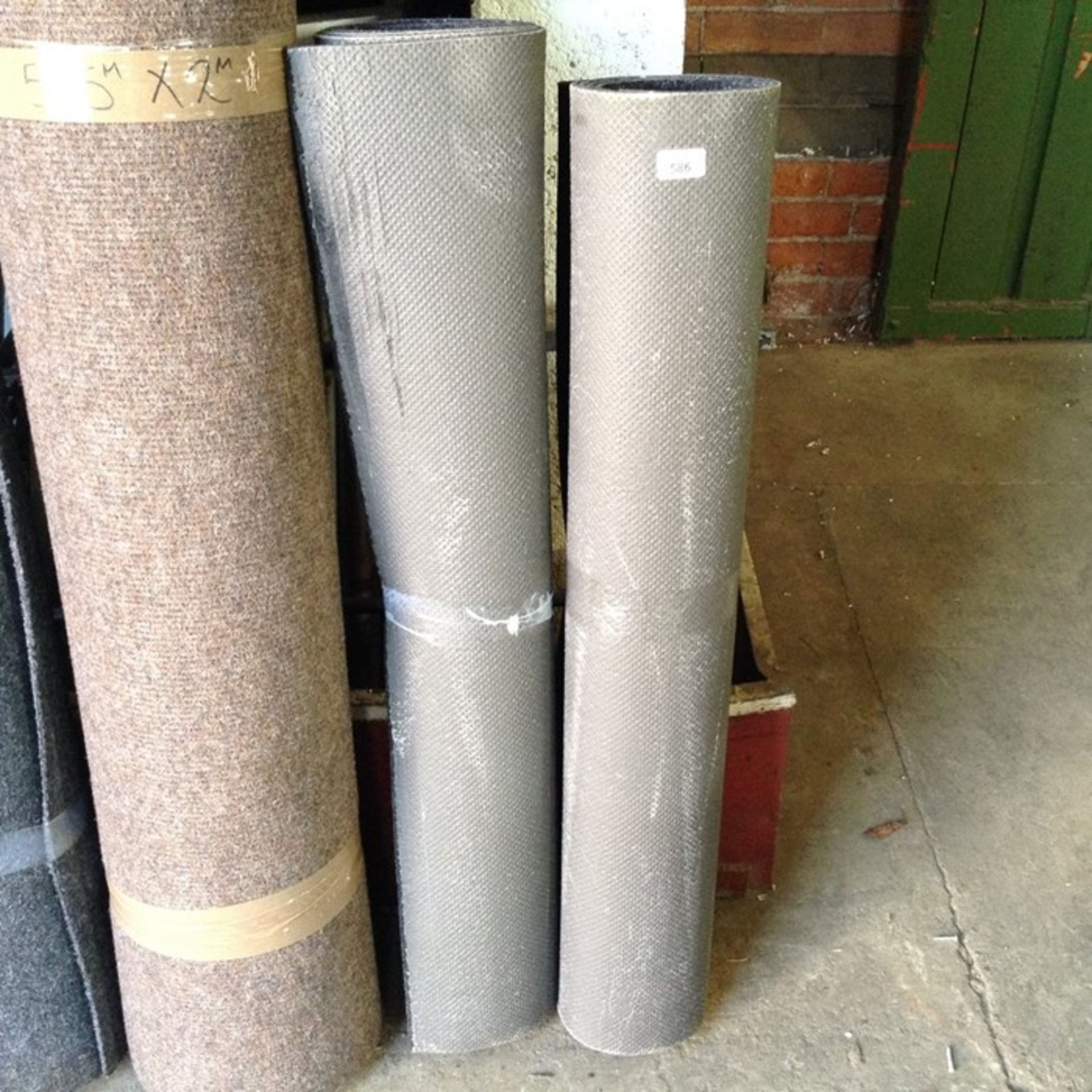 2X ROLL OF SMALL OFF CUT CARPETS