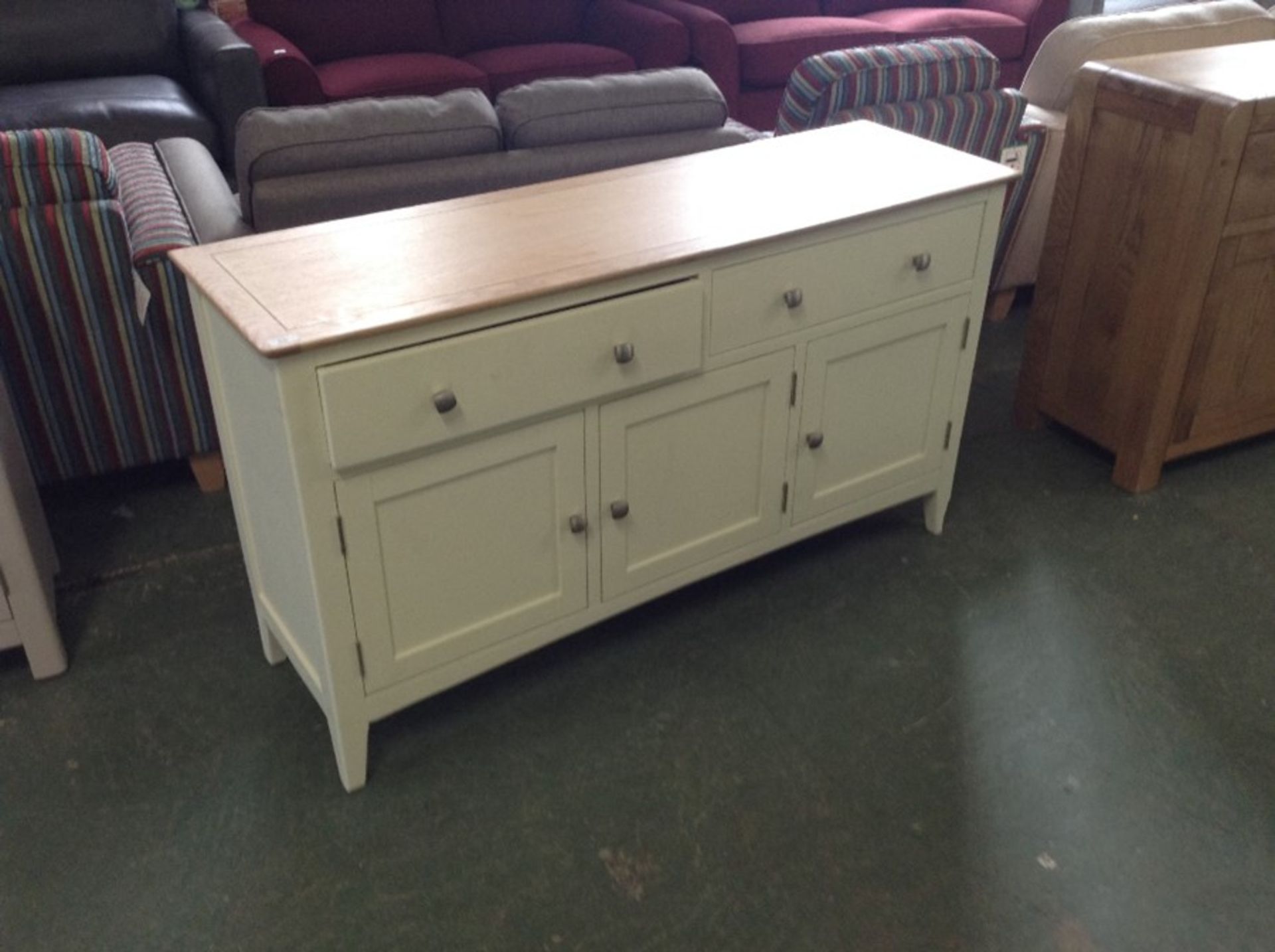 Malvern Shaker Ivory Painted Oak 3 Door Large Sideboard (F65 - -EV11-89)