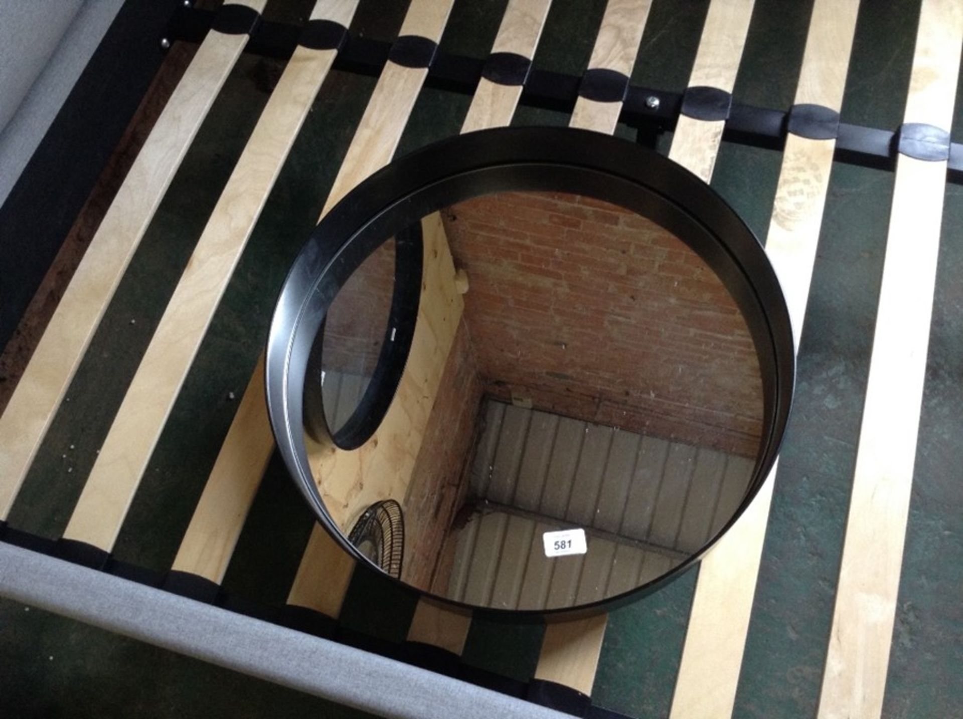 ROUND MIRROR (MX2-61)