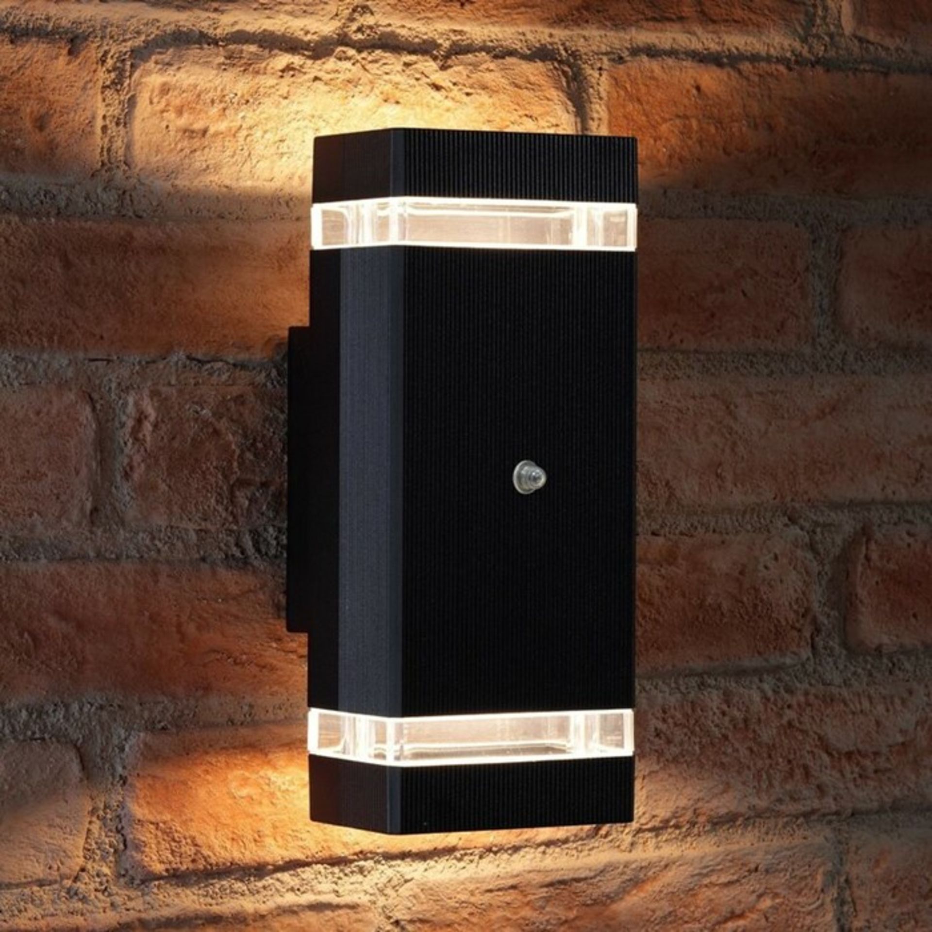 Sol 72 Outdoor, Gabbard Outdoor Sconce (SILVER) - RRP £29.99 (U001102490 - 16136/65) 7F