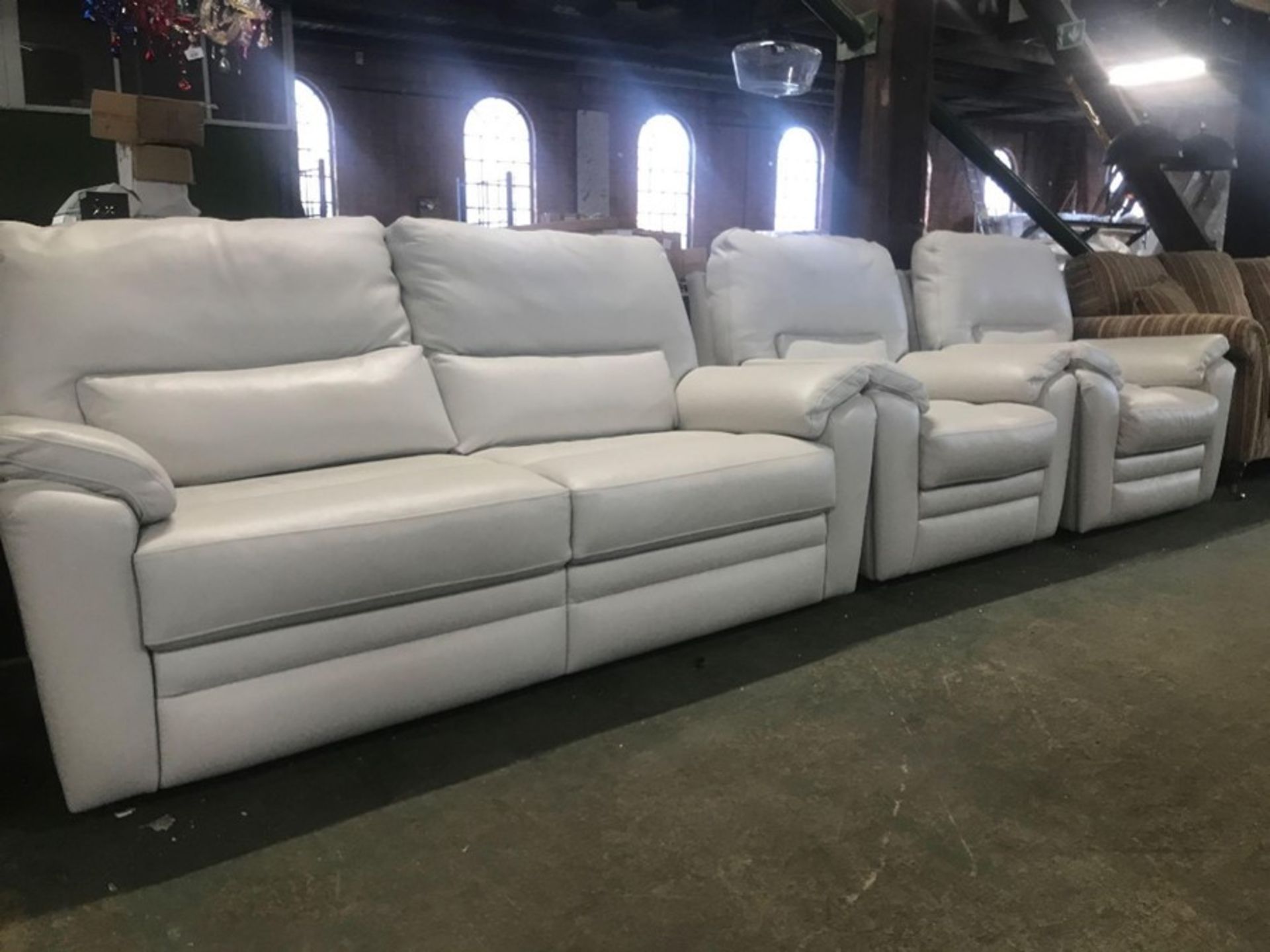 CREAM LEATHER FIXED 3 SEATER SOFA & X2 FIXED CHAIR