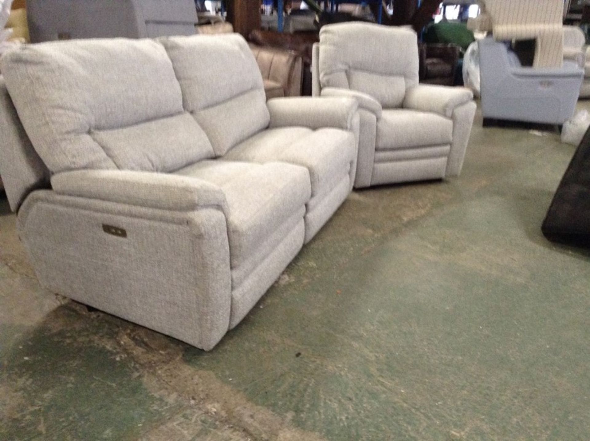 GREY PATTERNED ELECTRIC RECLINING 3 SEATER SOFA AN