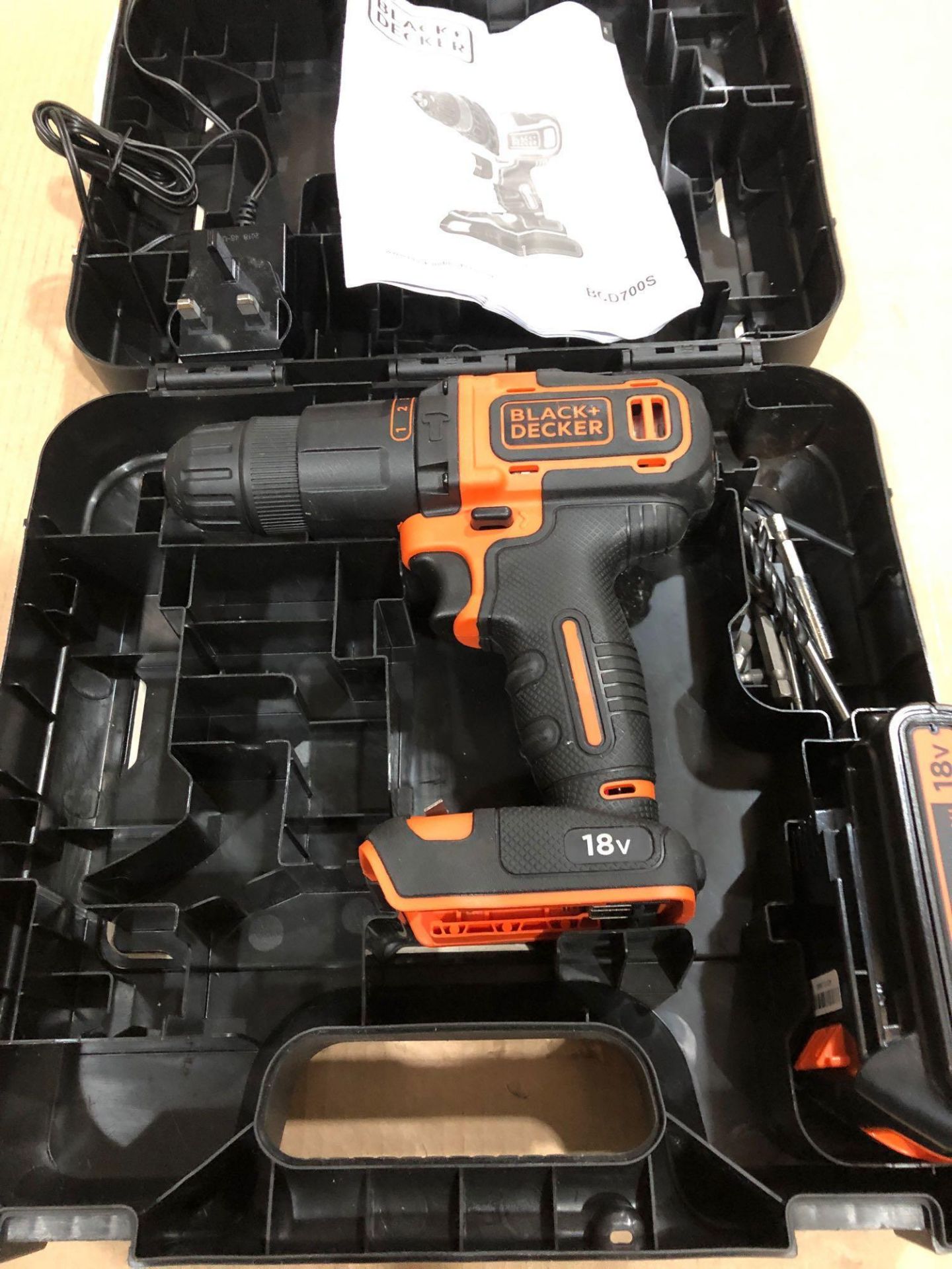 Black + Decker BCD700S1KA Hammer Drill with Battery - 18V £50.00 RRP - Image 4 of 6