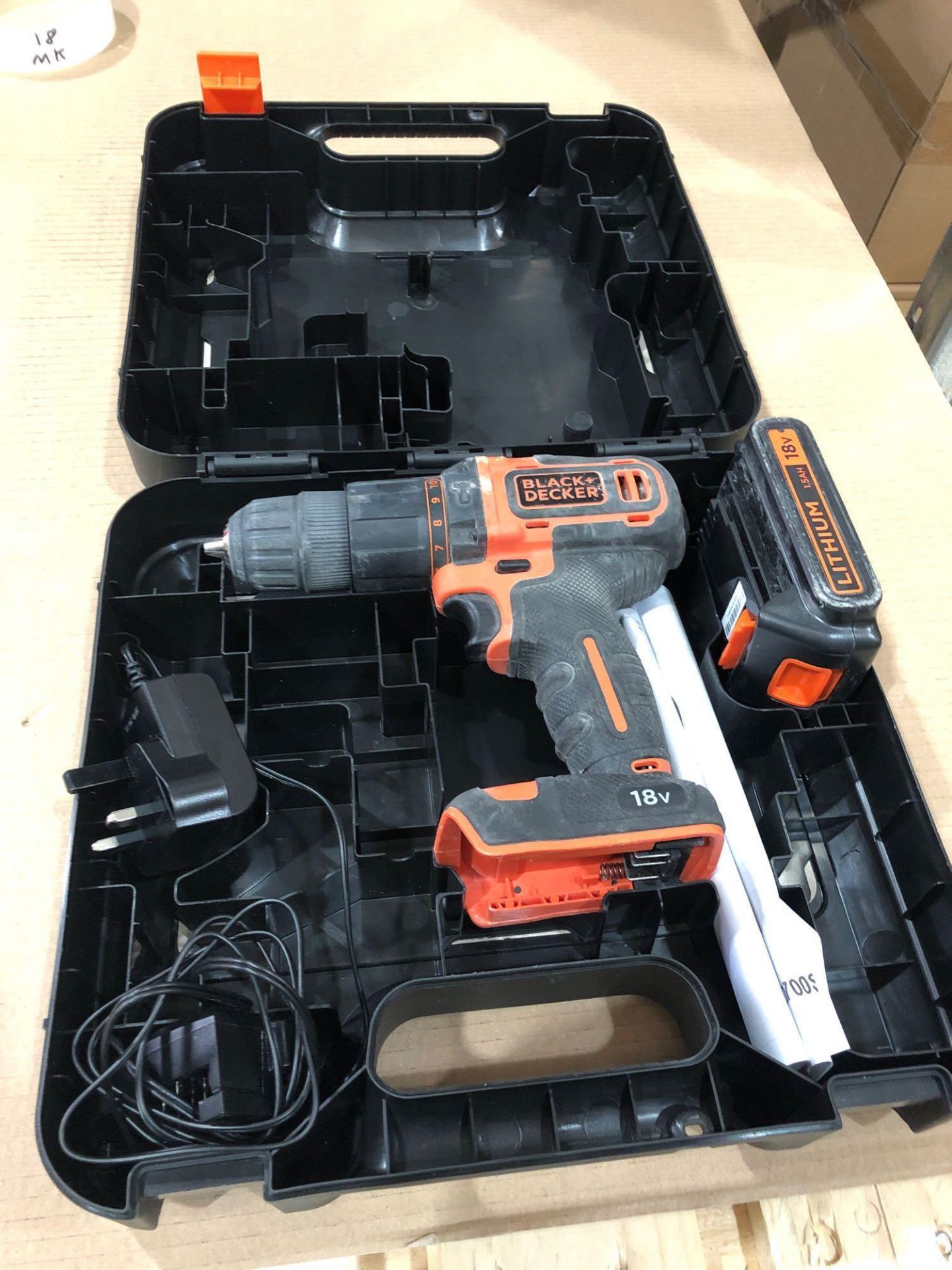 Black + Decker BCD700S1KA Hammer Drill with Battery - 18V | Drills £50.00 RRP - Image 3 of 5