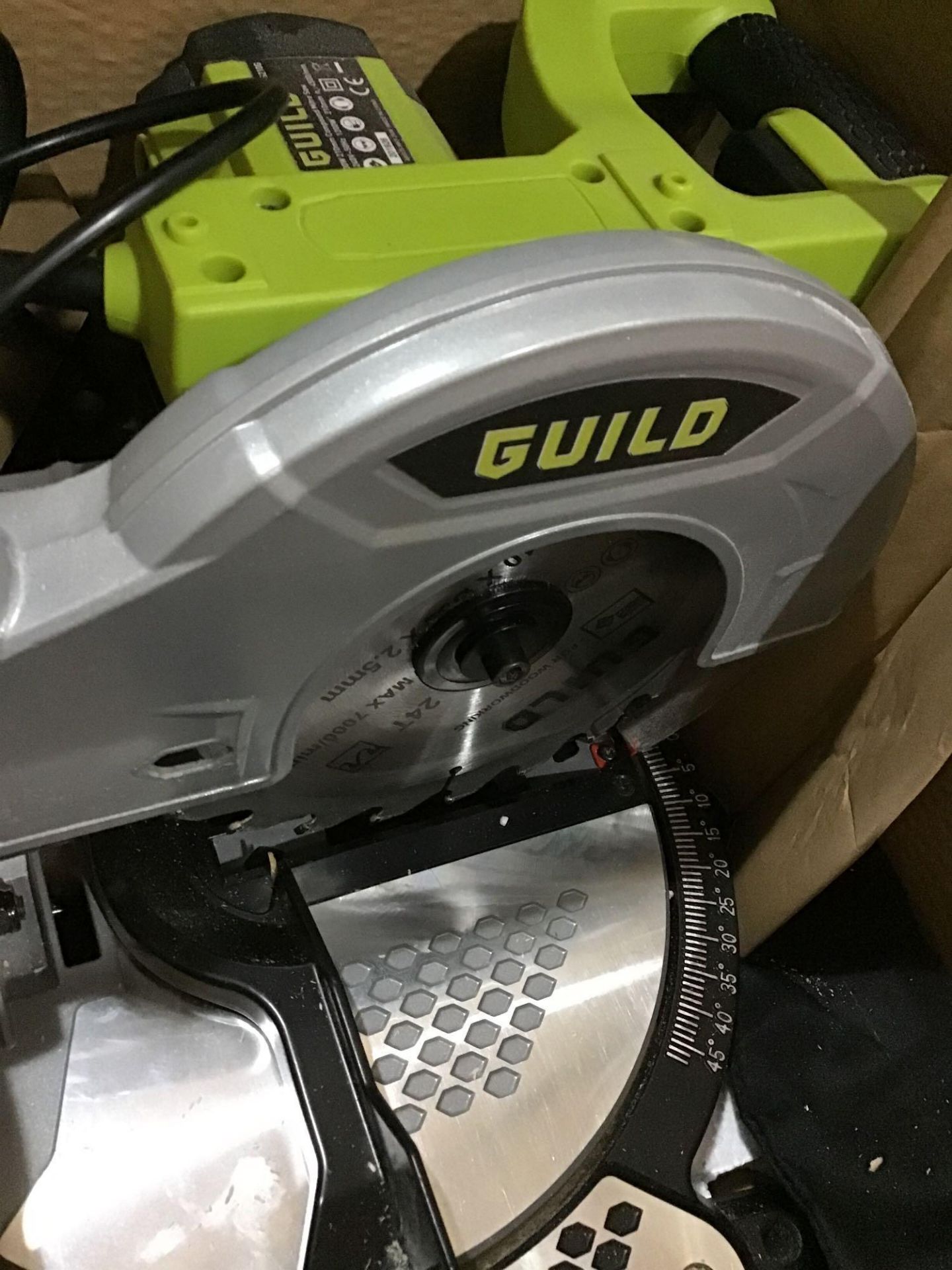 Guild 210mm Compound Mitre Saw - 1200W - £70.00 RRP - Image 2 of 6