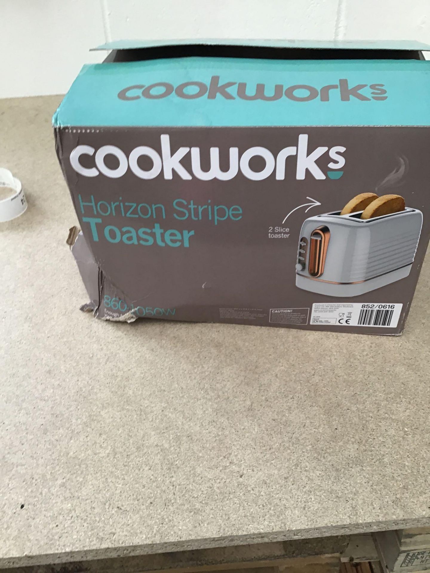 Cookworks Horizon Stripe 2 Slice Toaster, £10.99 RRP - Image 3 of 6