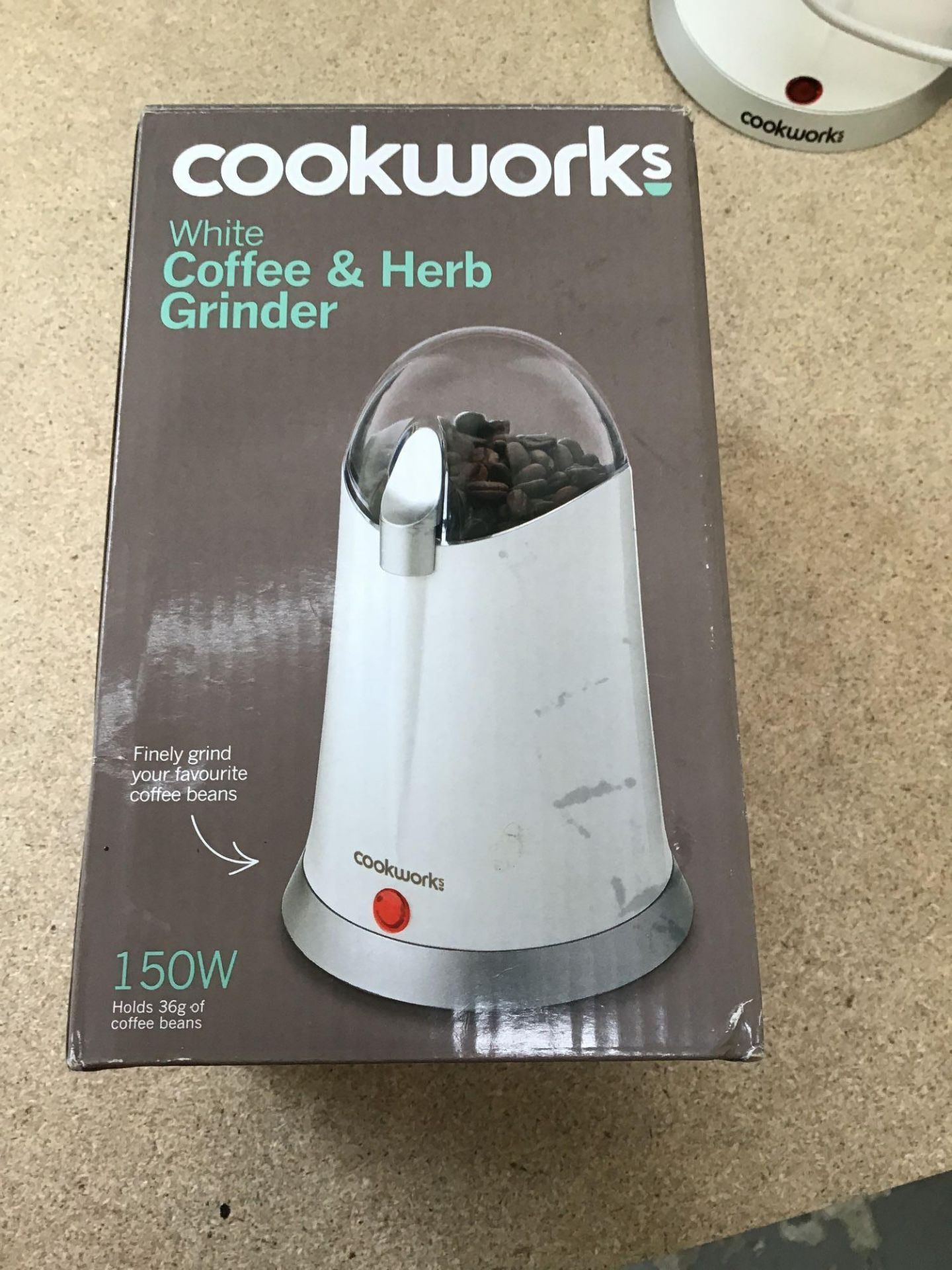 Cookworks Coffee and Herb Grinder - White, £14.99 RRP - Image 2 of 6