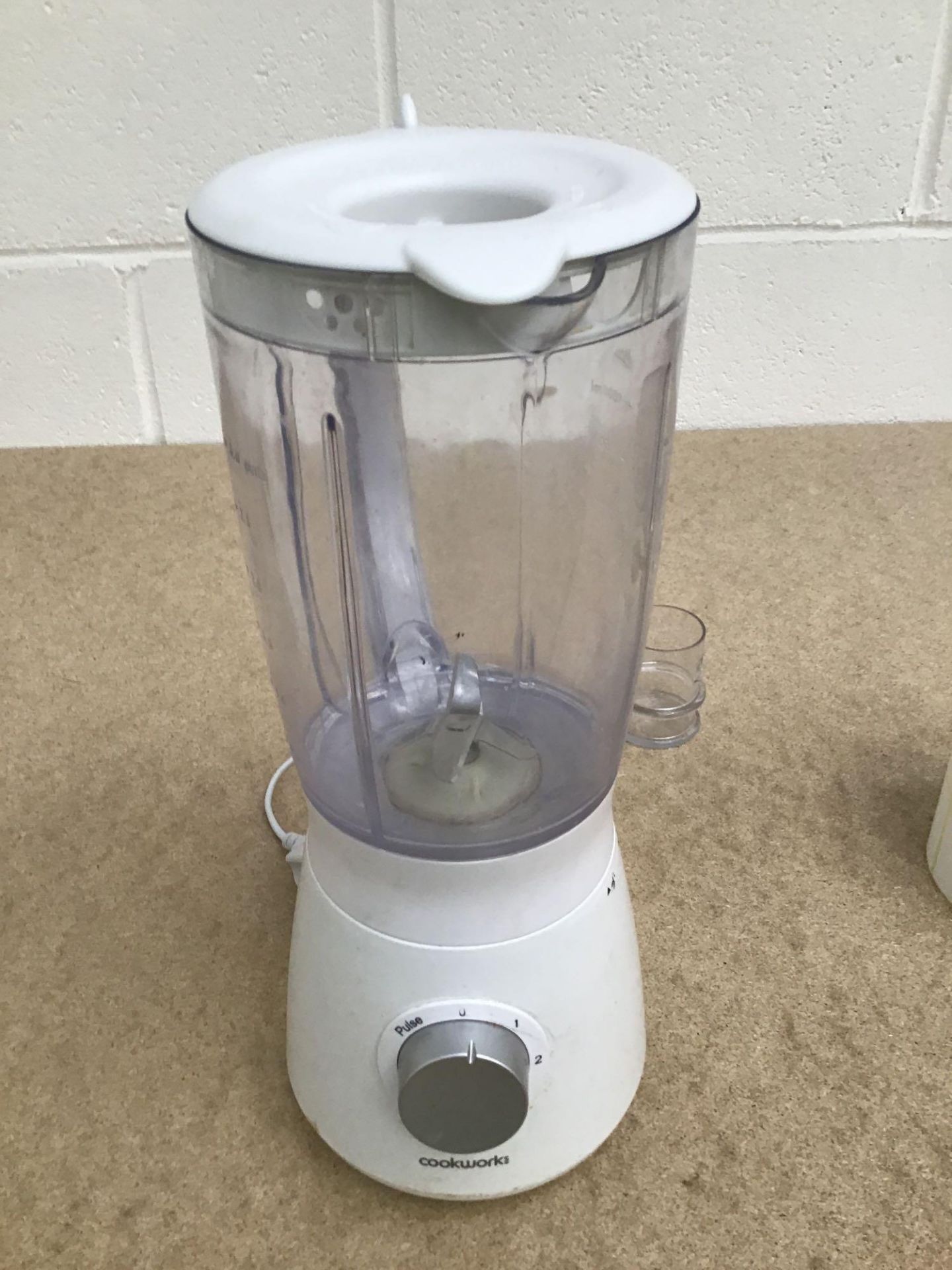 Cookworks 1.5L Jug Blender - White, £16.99 RRP - Image 2 of 5