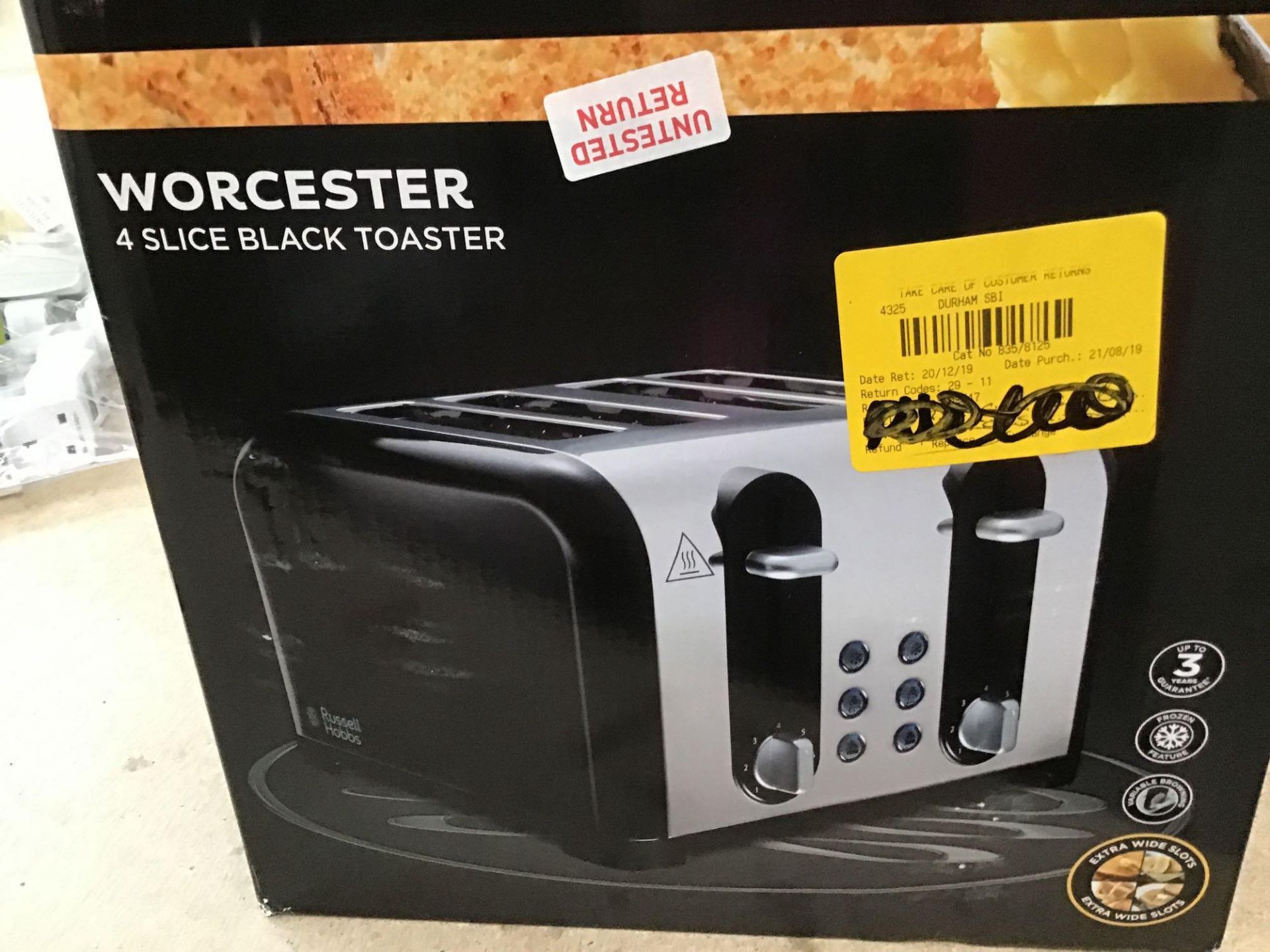 Russell Hobbs 22407 Worcester 4 Slice Toaster - Black - £24.99 RRP - Image 3 of 6