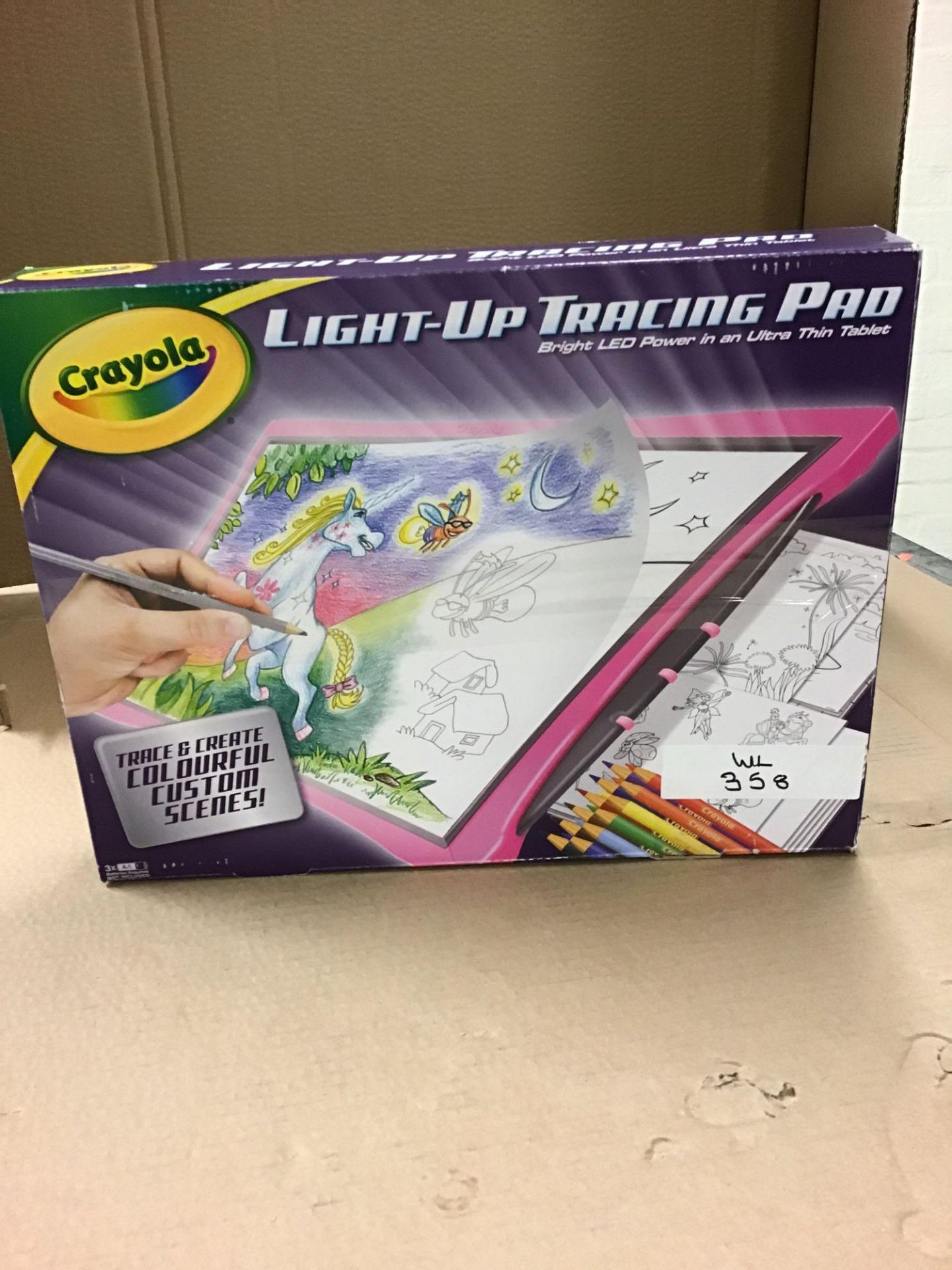 Crayola Light Up Tracing Pad 845/9907 £12.50 RRP - Image 3 of 6