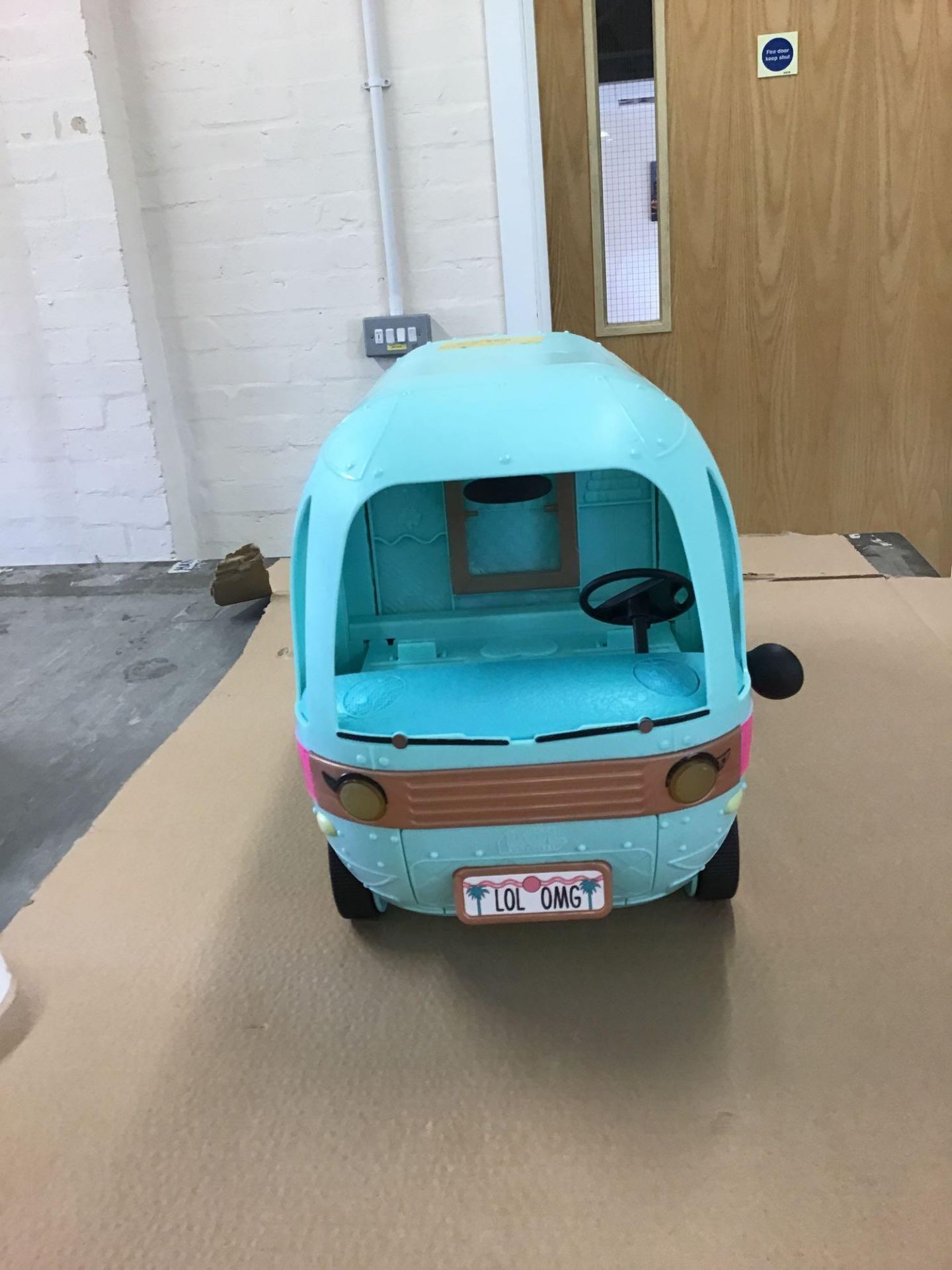 LOL Surprise 2-in-1 Glamper Fashion Camper £100.00 RRP - Image 4 of 6