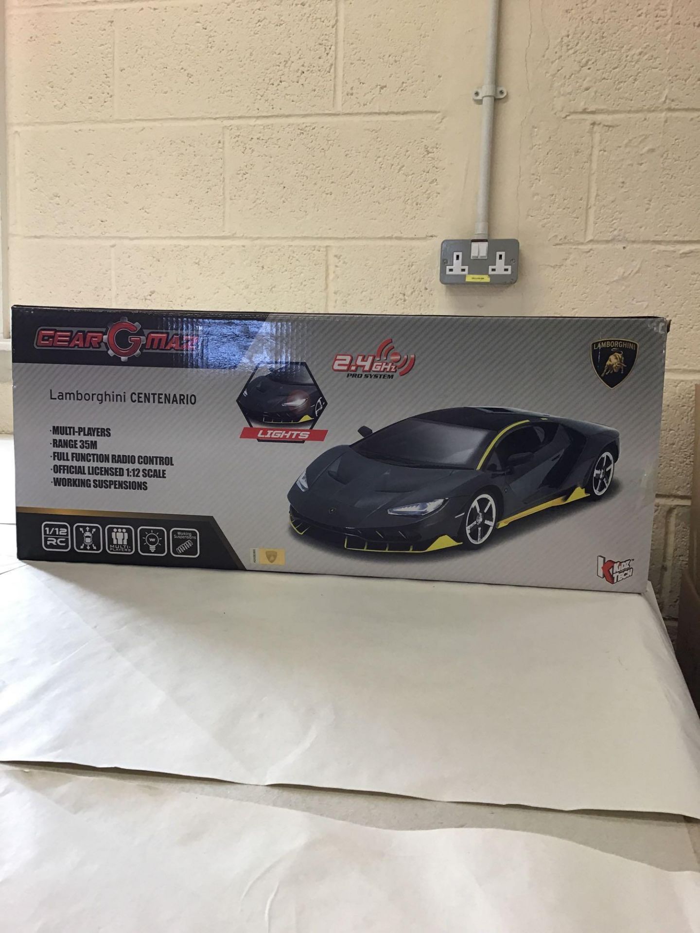 KidzTech Radio Controlled Lambo Centenario 1:12 Black 919/9345 £60.00 RRP - Image 3 of 5