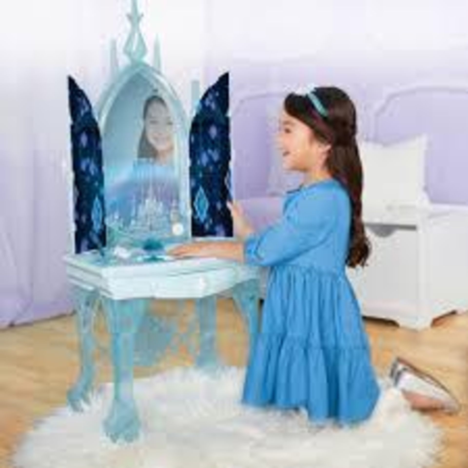 Disney Frozen 2 Elsa's Enchanted Ice Vanity Toy - £60.00 RRP