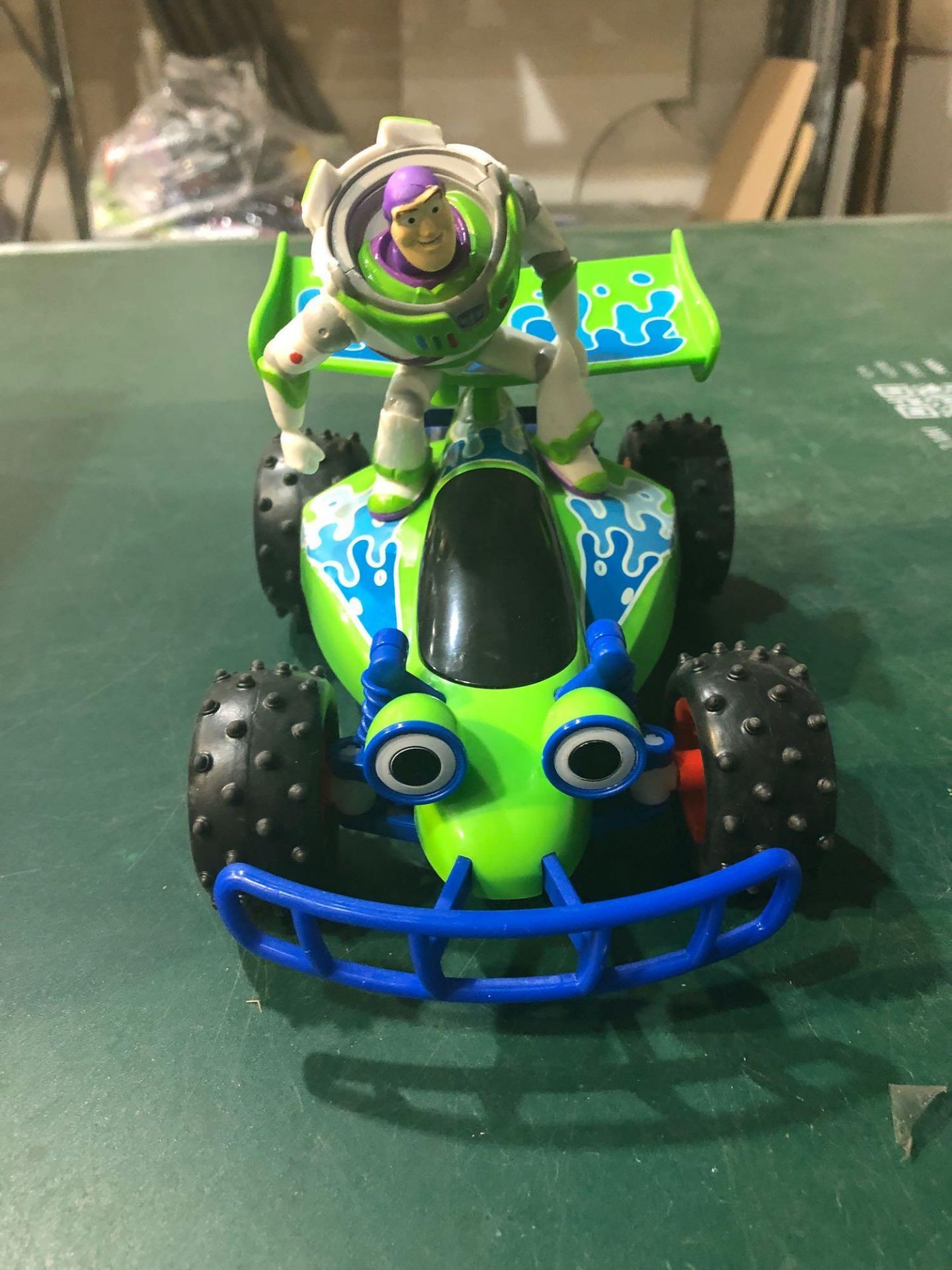 Toy Story 4 RC 1:24 Buggy Buzz Lightyear - £25.00 RRP - Image 3 of 4