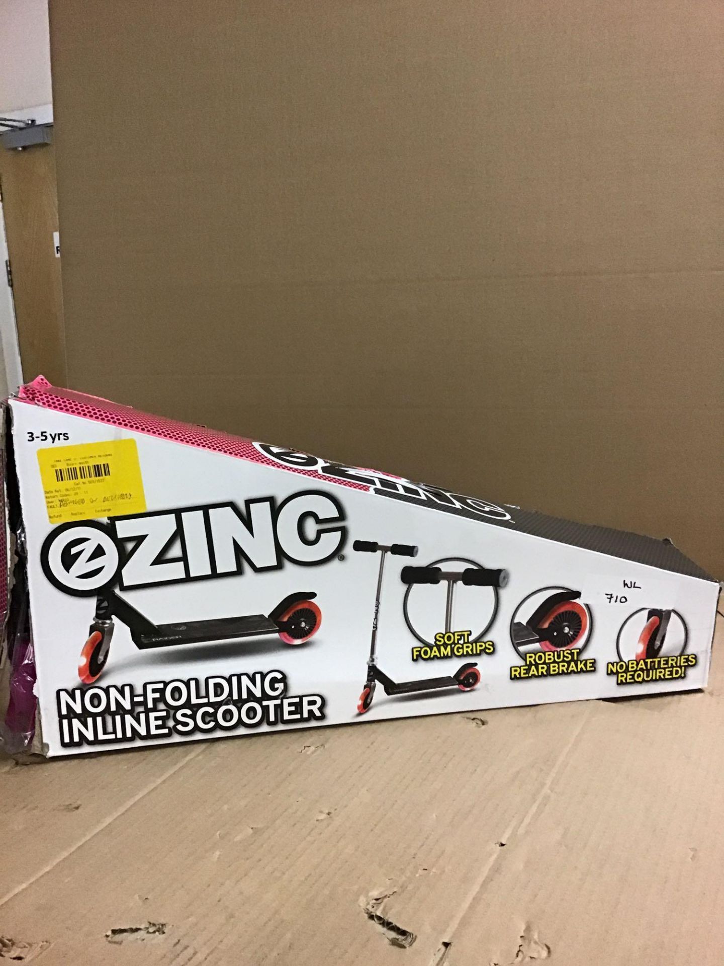 Zinc Non Folding Pink Light Up Scooter 501/1537 - £21.99 RRP - Image 2 of 4