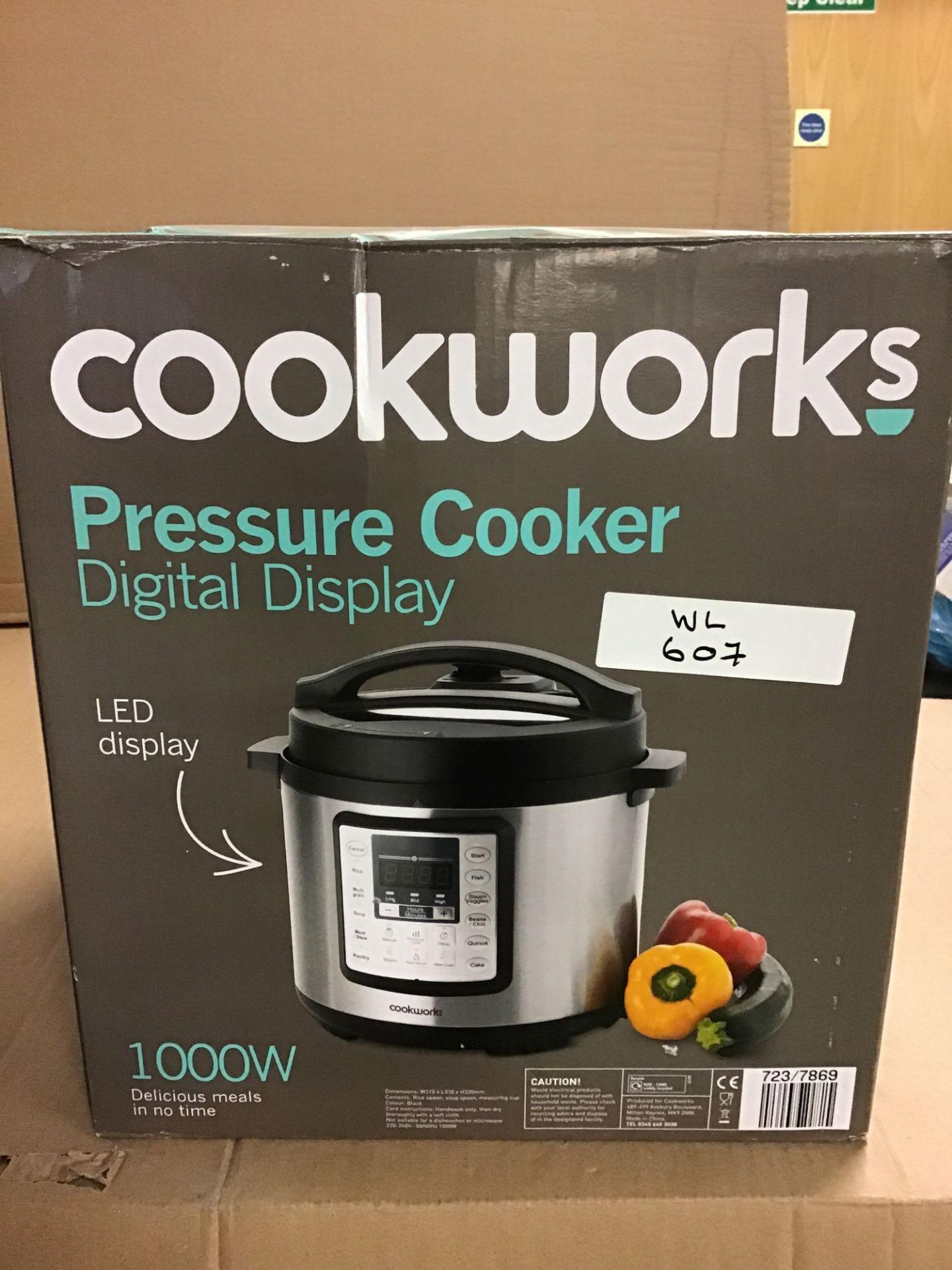 Cookworks 10-in-1 5.5L Digital Pressure Cooker - Silver, £54.99 RRP - Image 3 of 4