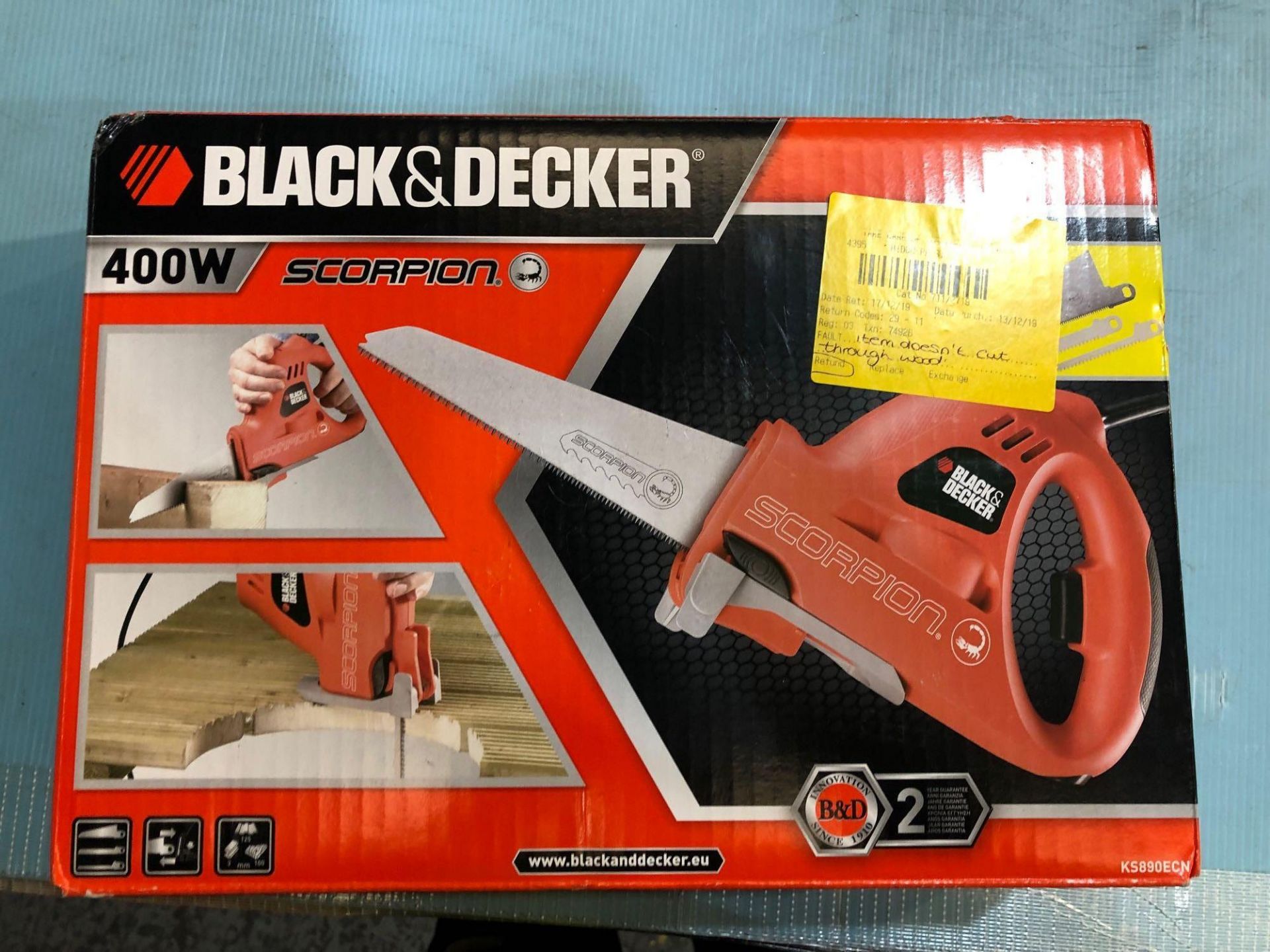 Black + Decker Scorpion Multifunction Saw - 400W 711/2719 £50.00 RRP - Image 2 of 4