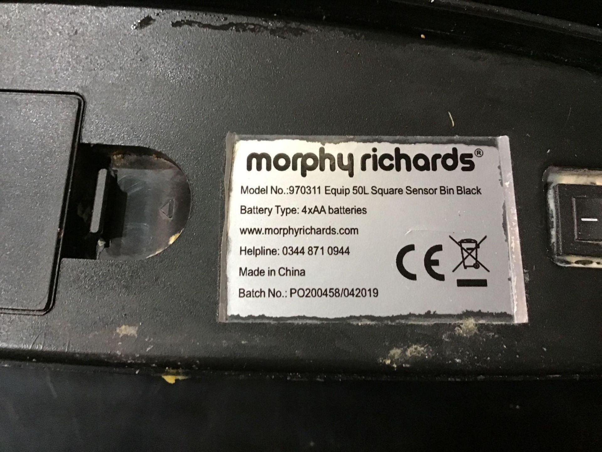 Morphy Richards 970311 50L Square Touch-Free Sensor Bin Black £44.99 RRP - Image 3 of 4