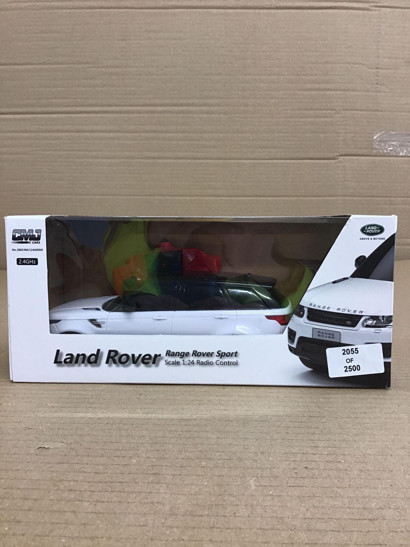 Radio Controlled Range Rover 1:24 Scale - White 2.4GHZ 886/3232 £11.00 RRP - Image 3 of 5