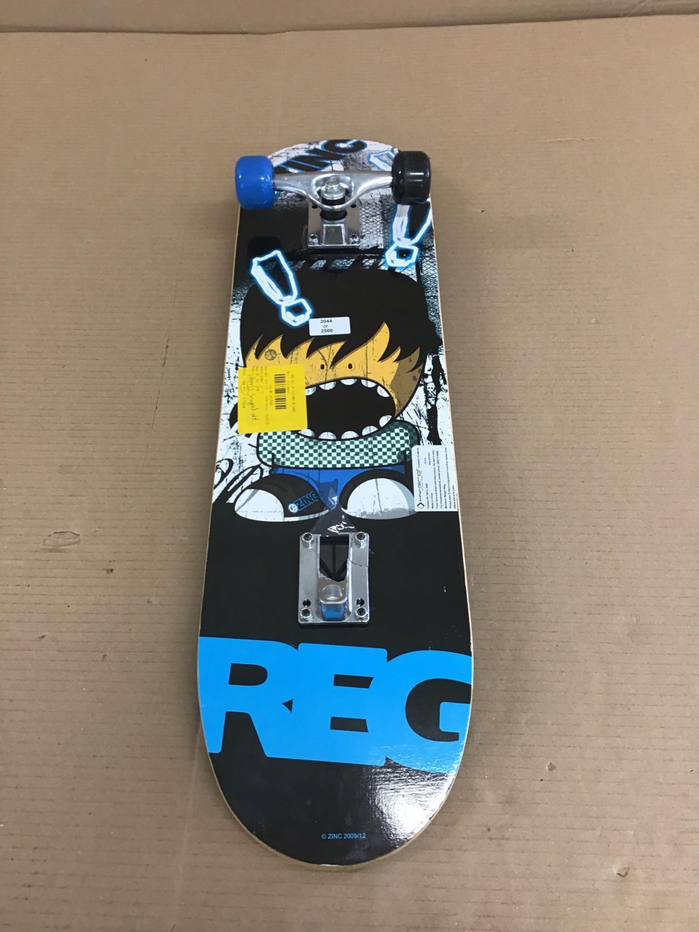 Zinc Reg Skateboard 139/5305 £14.99 RRP - Image 2 of 5