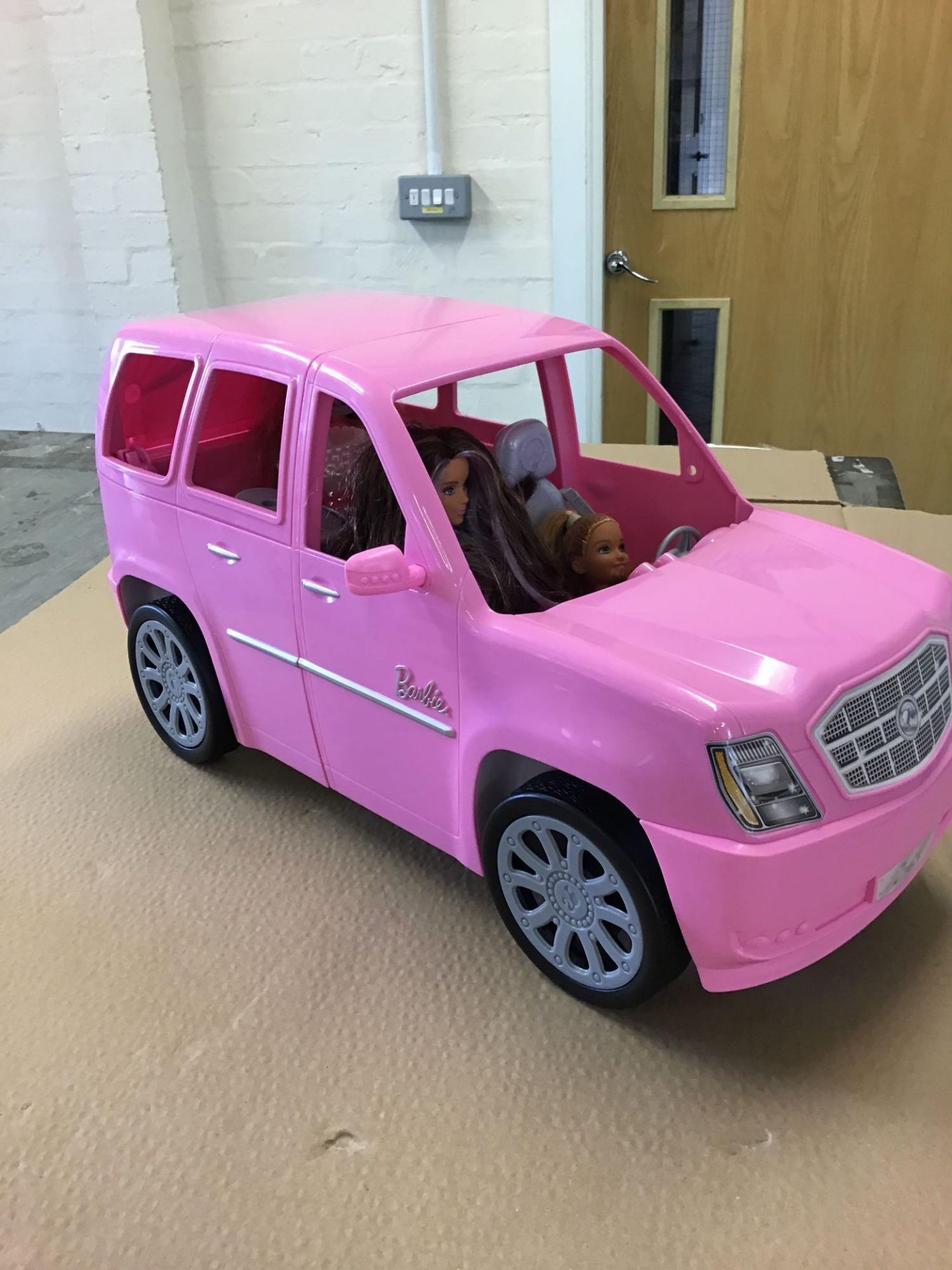 Barbie Limo, £120.00 RRP - Image 4 of 7