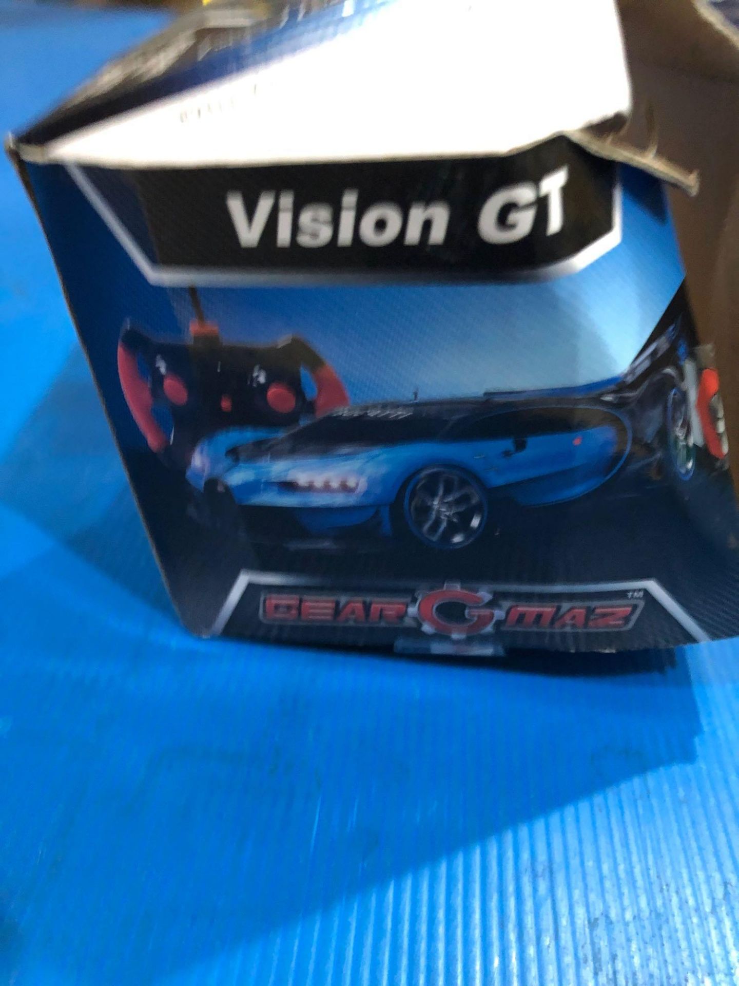 Gearmaz Radio Controlled Bugatti Vision GT 1:26 - £21.04 RRP - Image 4 of 6