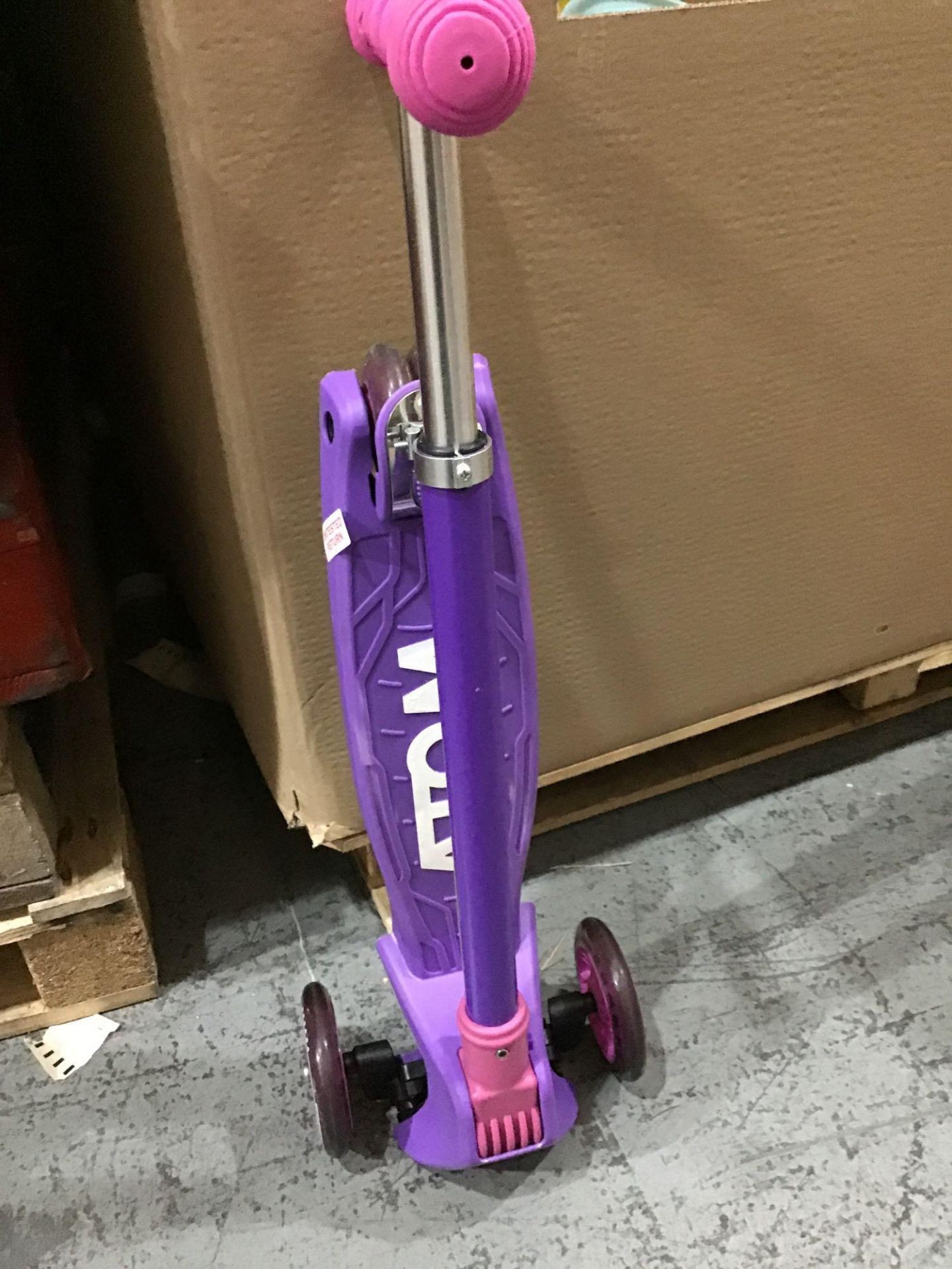 Atom Navigator Scooter - Purple £34.99 RRP - Image 2 of 4