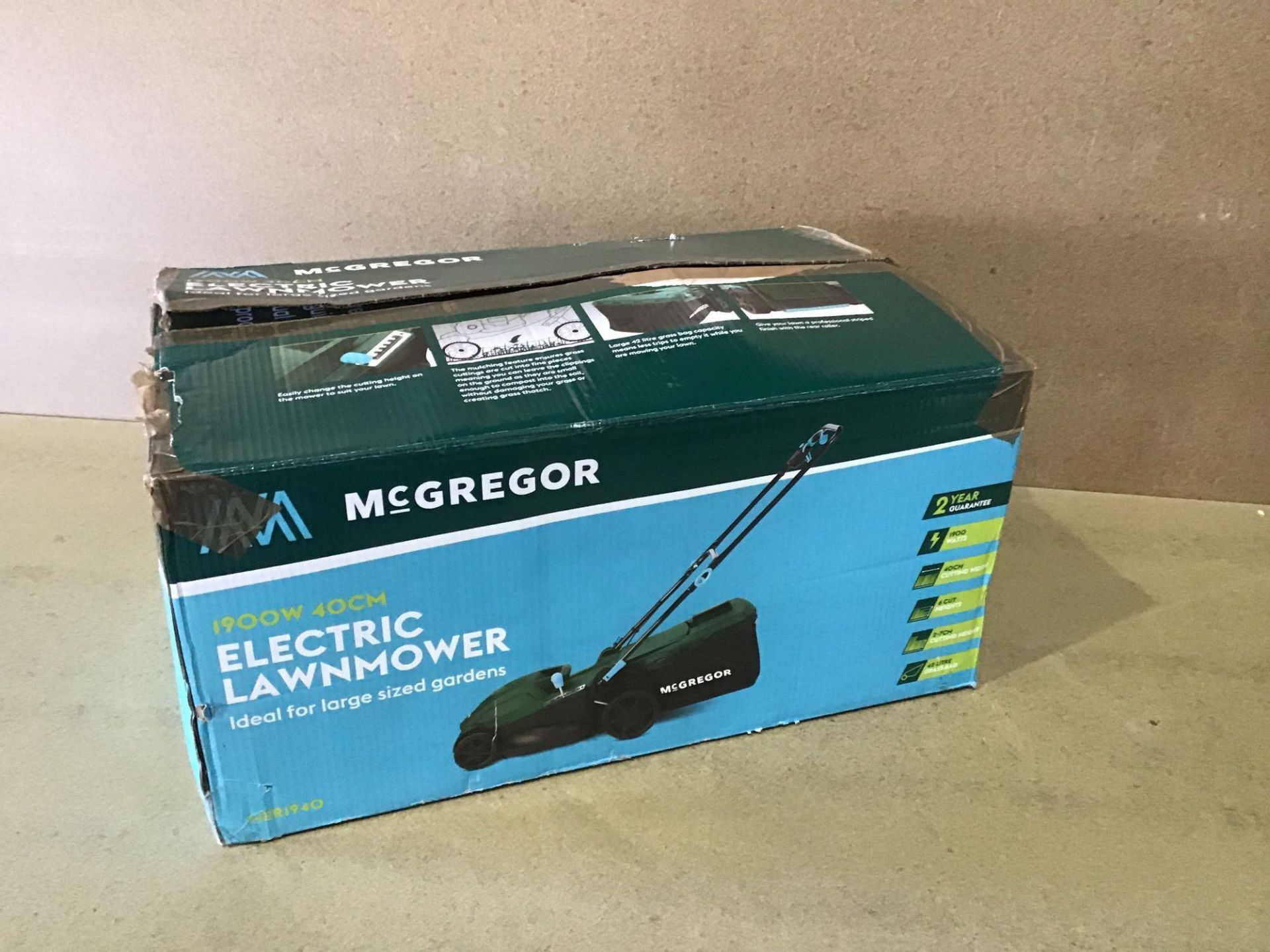 McGregor 40cm Corded Rotary Lawnmower - 1900W - £130.00 RRP - Image 2 of 3