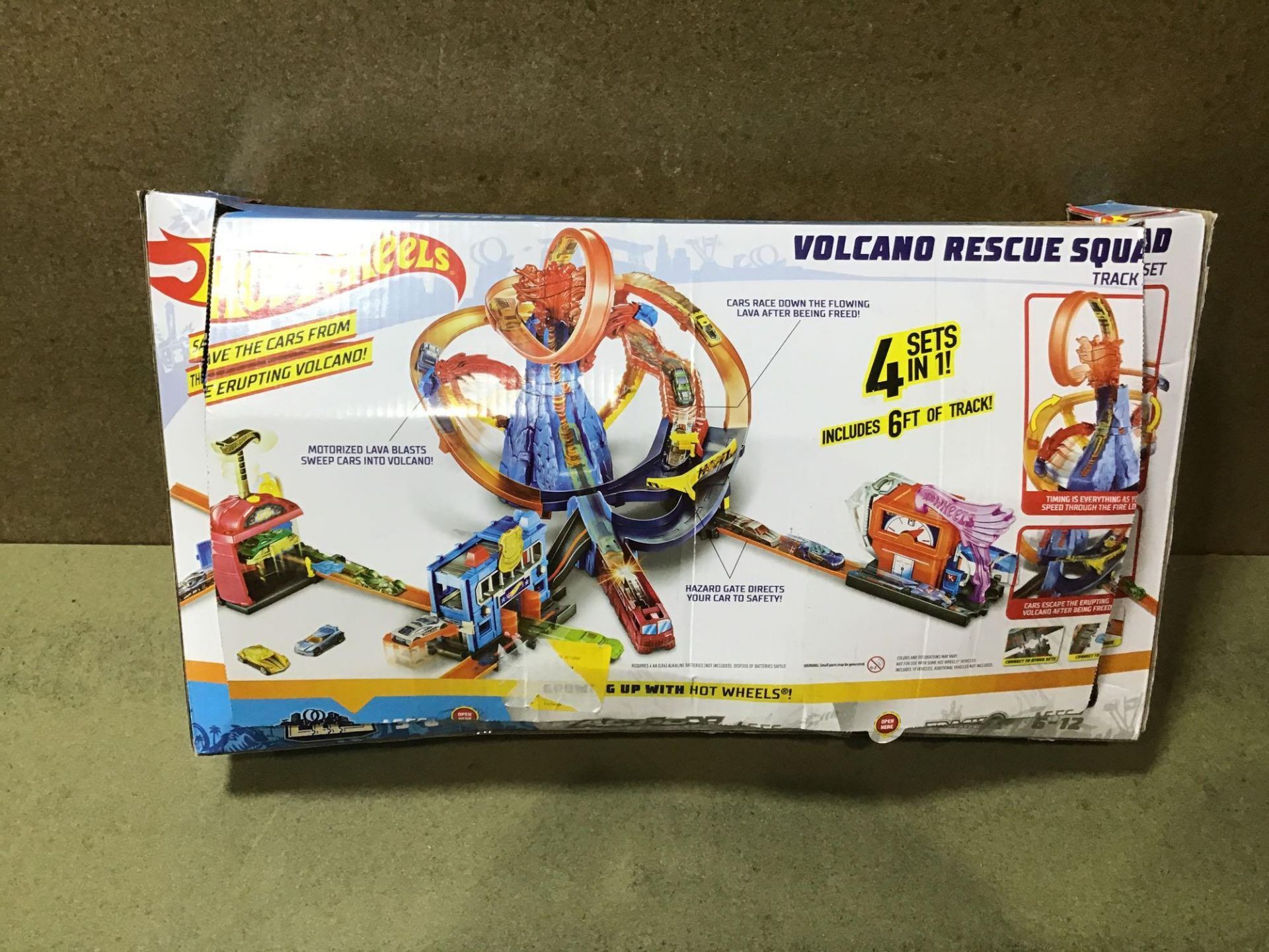 Hot Wheels City Volcano Set, £90.00 RRP - Image 2 of 4