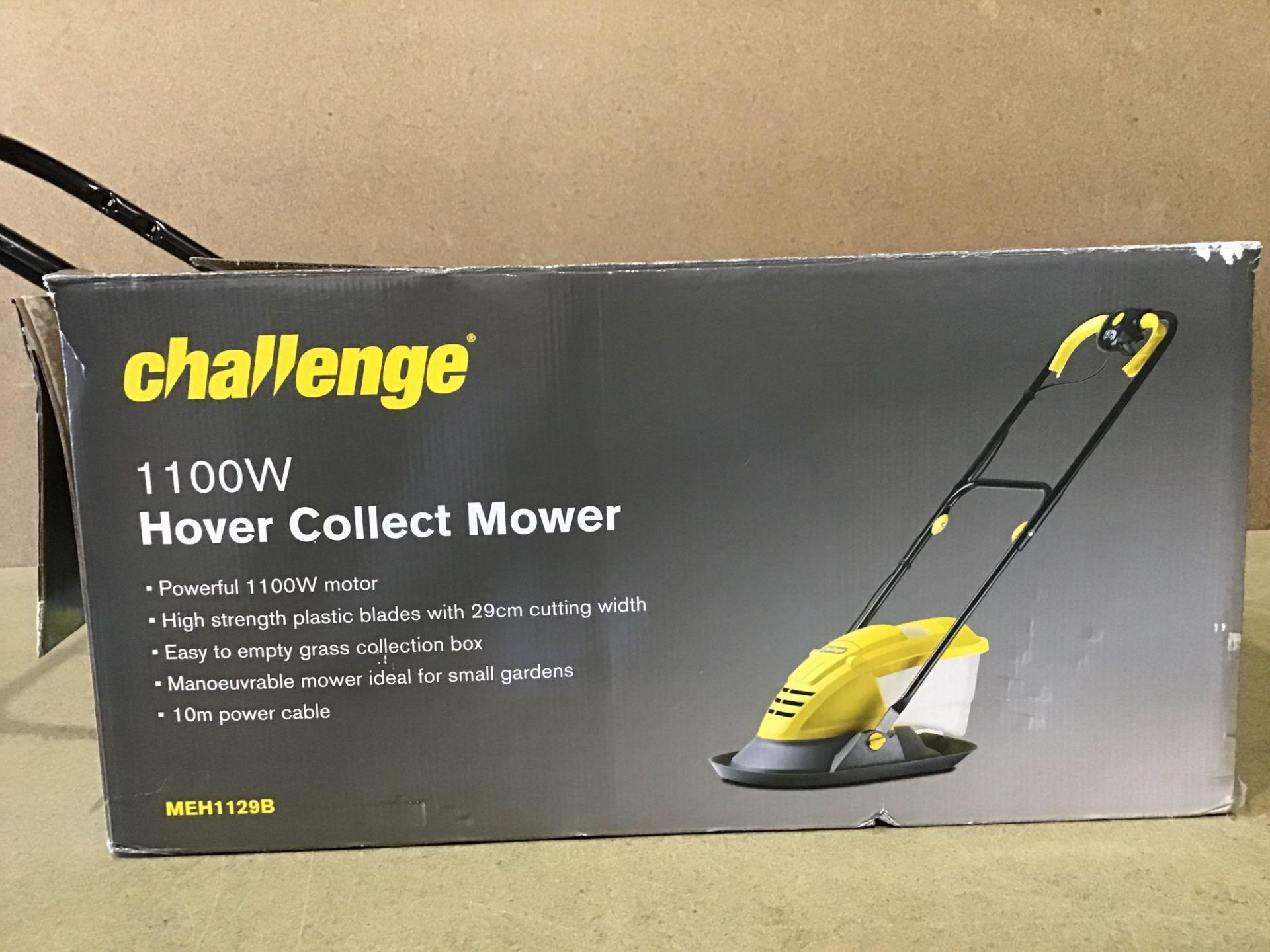 Challenge 29cm Hover Collect Lawnmower - 1100W - £60.00 RRP - Image 2 of 3