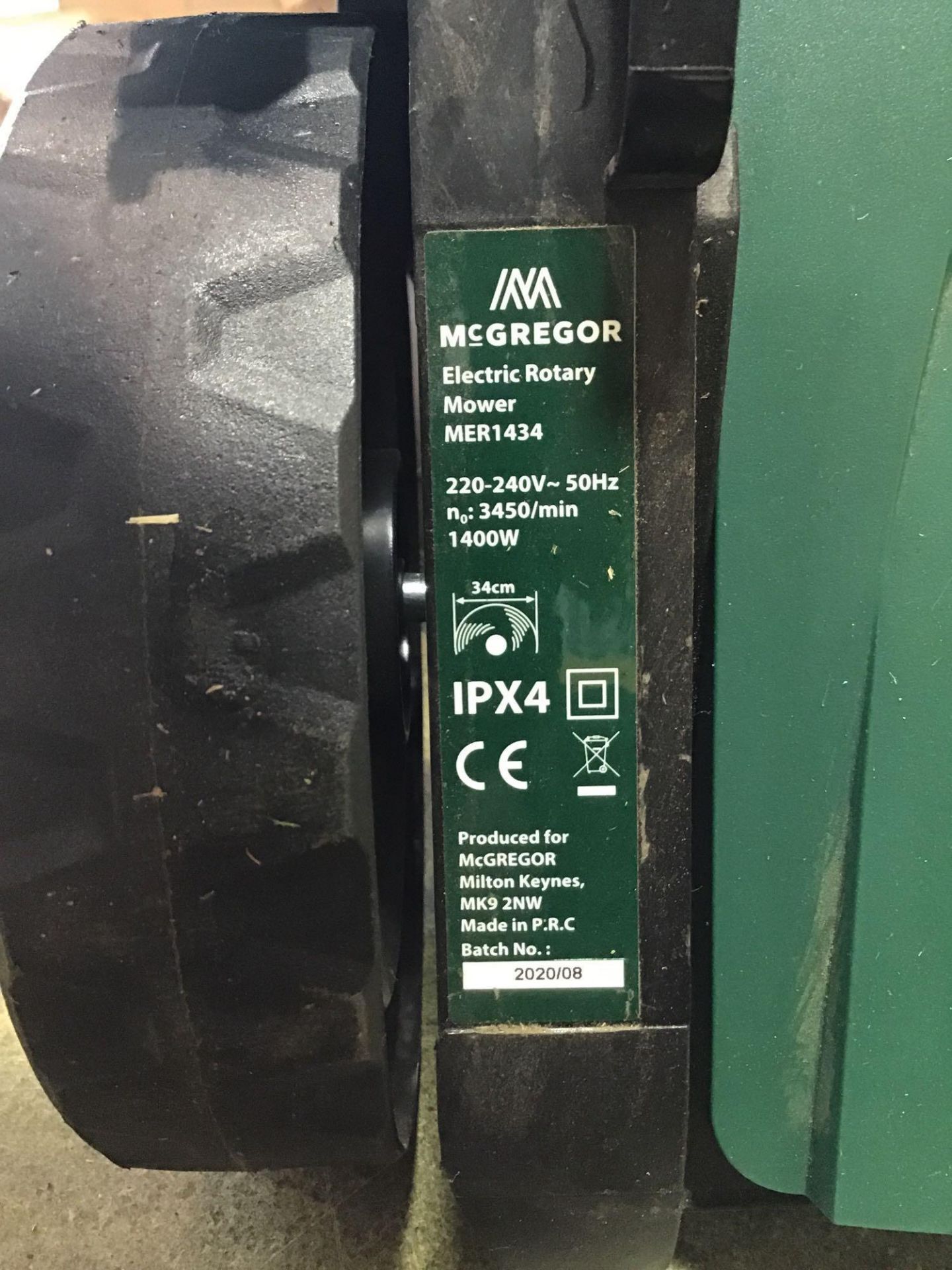 McGregor 34cm Corded Rotary Lawnmower - 1400W - £80.00 RRP - Image 2 of 5