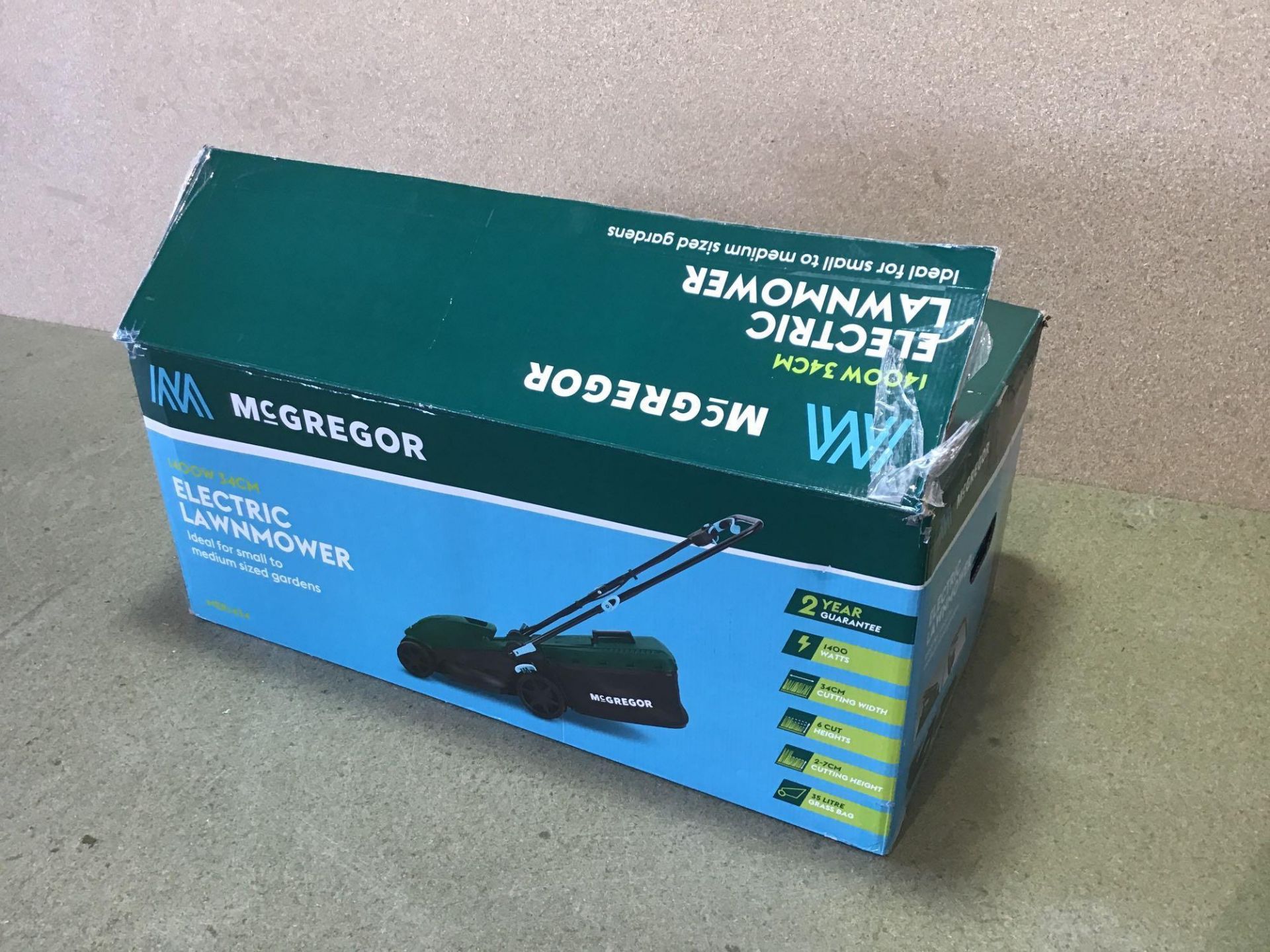 McGregor 34cm Corded Rotary Lawnmower - 1400W - £80.00 RRP - Image 4 of 5