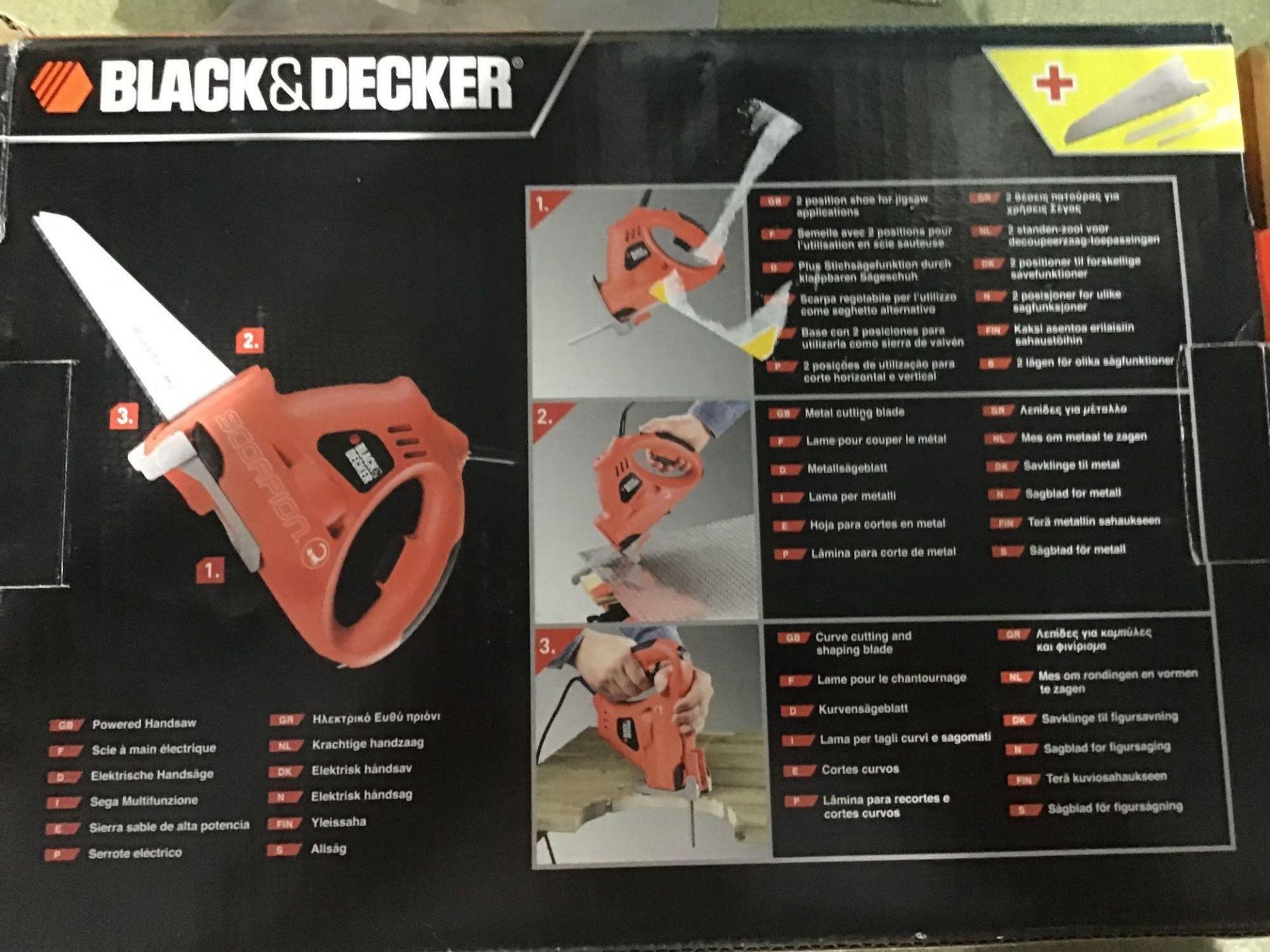 Black + Decker Scorpion Multifunction Saw - 400W - £50.00 RRP - Image 2 of 3